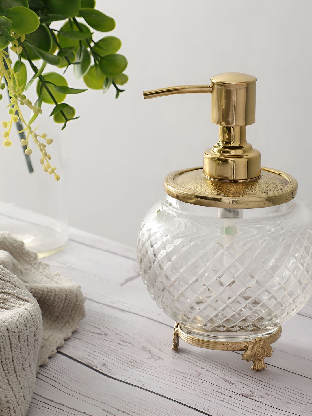 Decor de Maison Gold-Toned & Transparent Textured Metal Soap Dispenser-picture-17