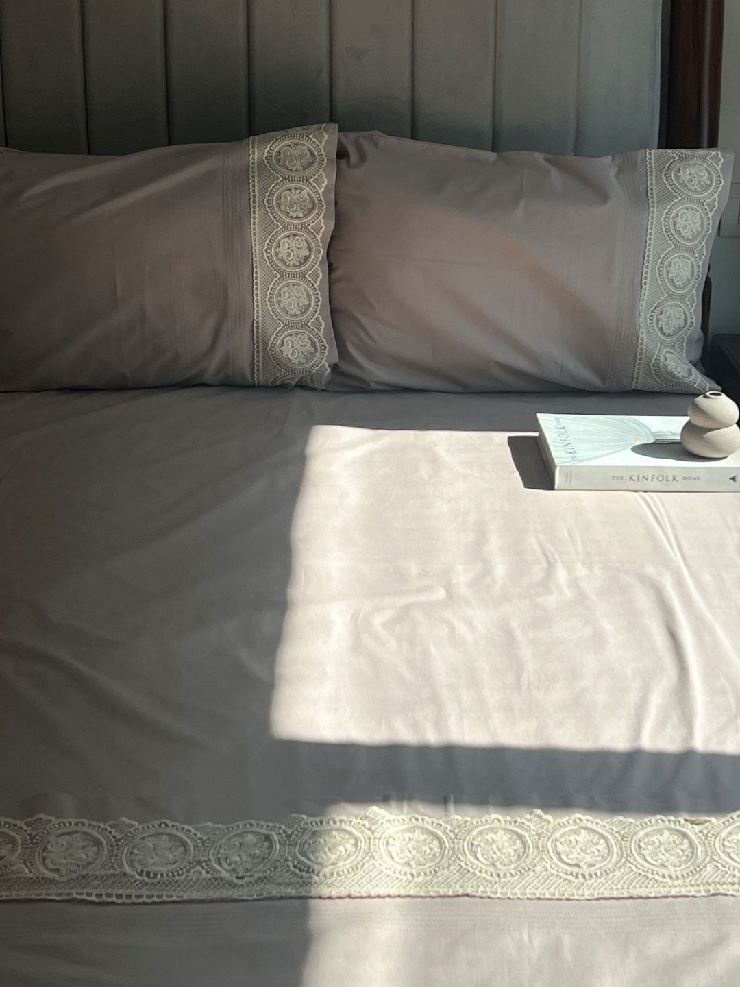 Sadyaska Khaki & White Floral 210 TC King Bedsheet with 2 Pillow Covers-image-35