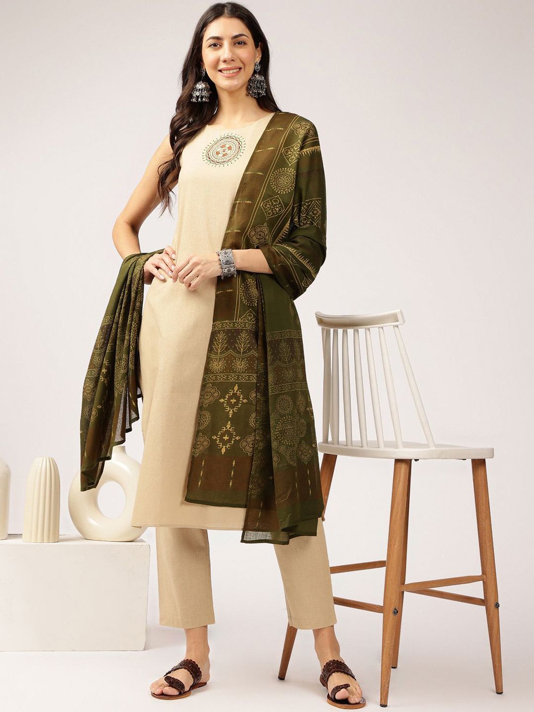 Anouk Thread Work Pure Cotton Straight Kurta With Trousers & Dupatta