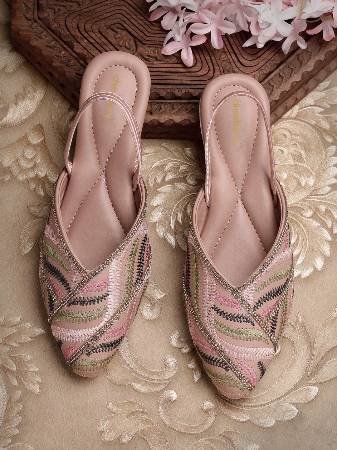 DressBerry Women Striped Party Mojaris Flats-picture-39