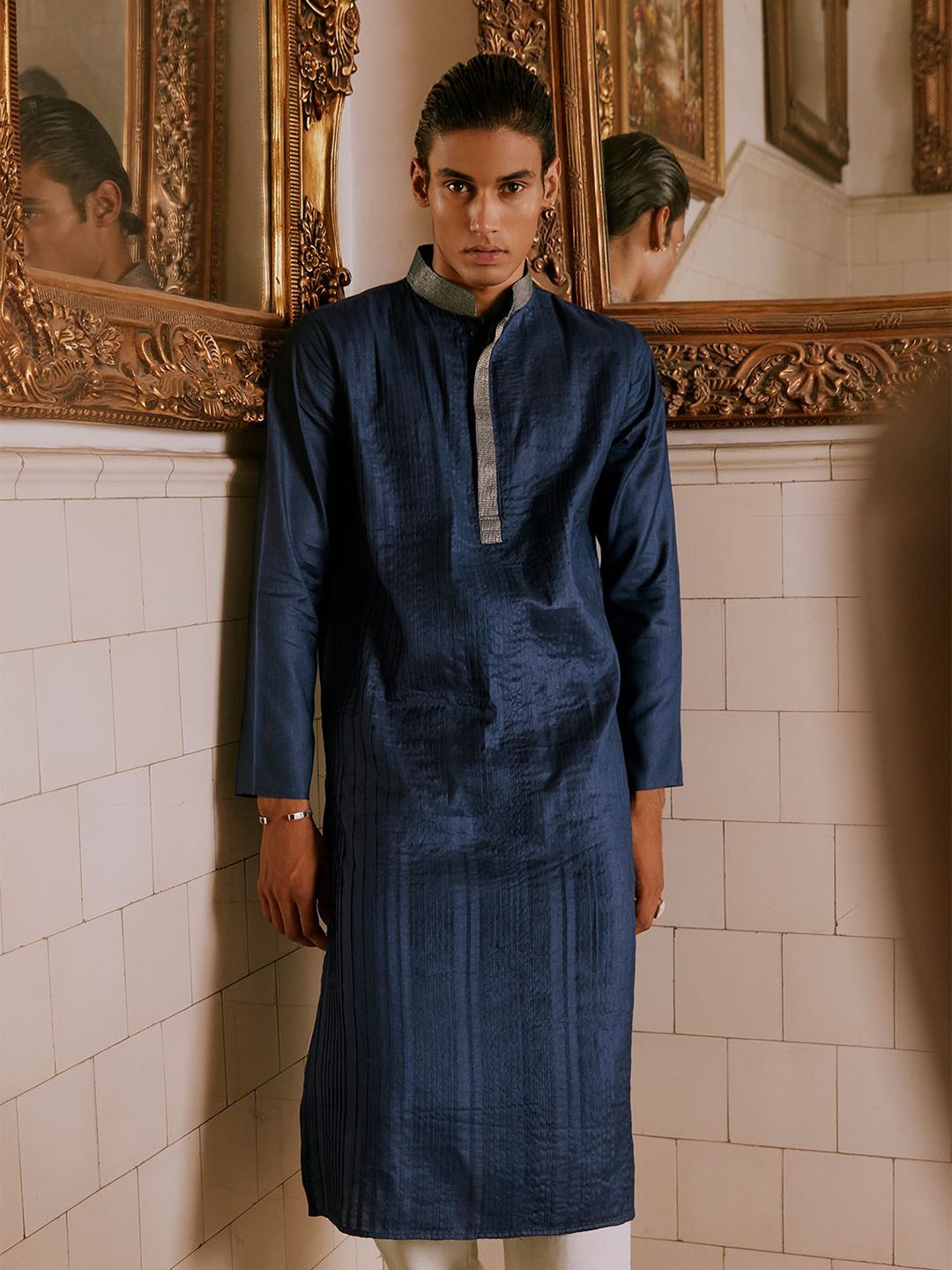 Andamen Striped Mandarin Collar Thread Work Kurta-picture-51