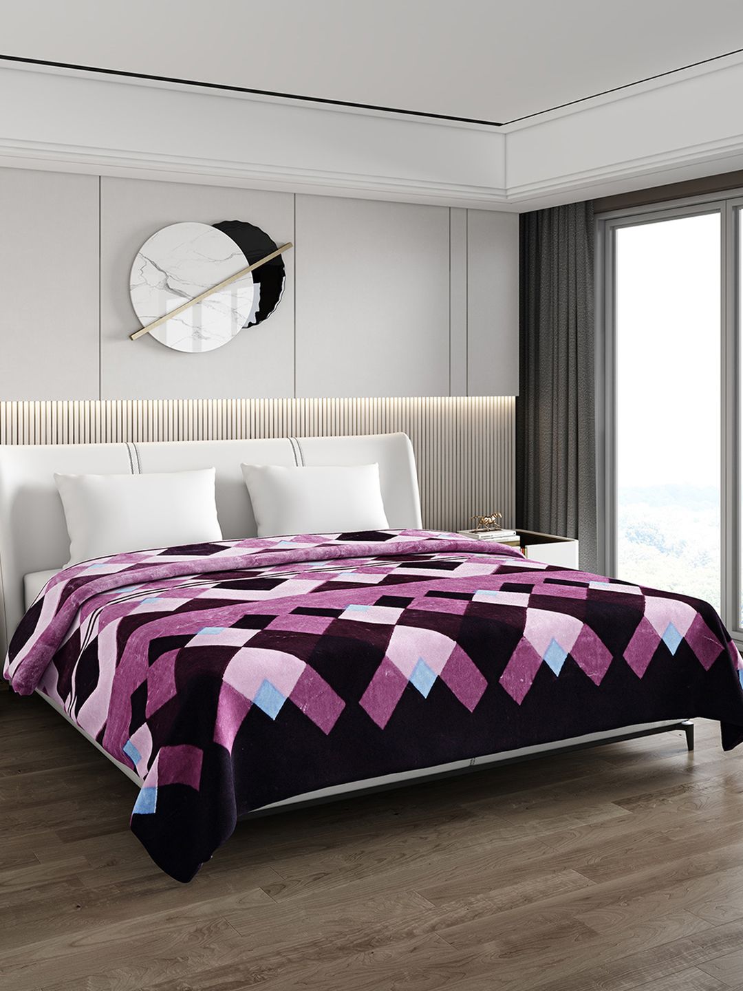 Monte Carlo Purple & Blue Geometric Printed Mild Winter 550 GSM Double Bed Blanket-picture-39