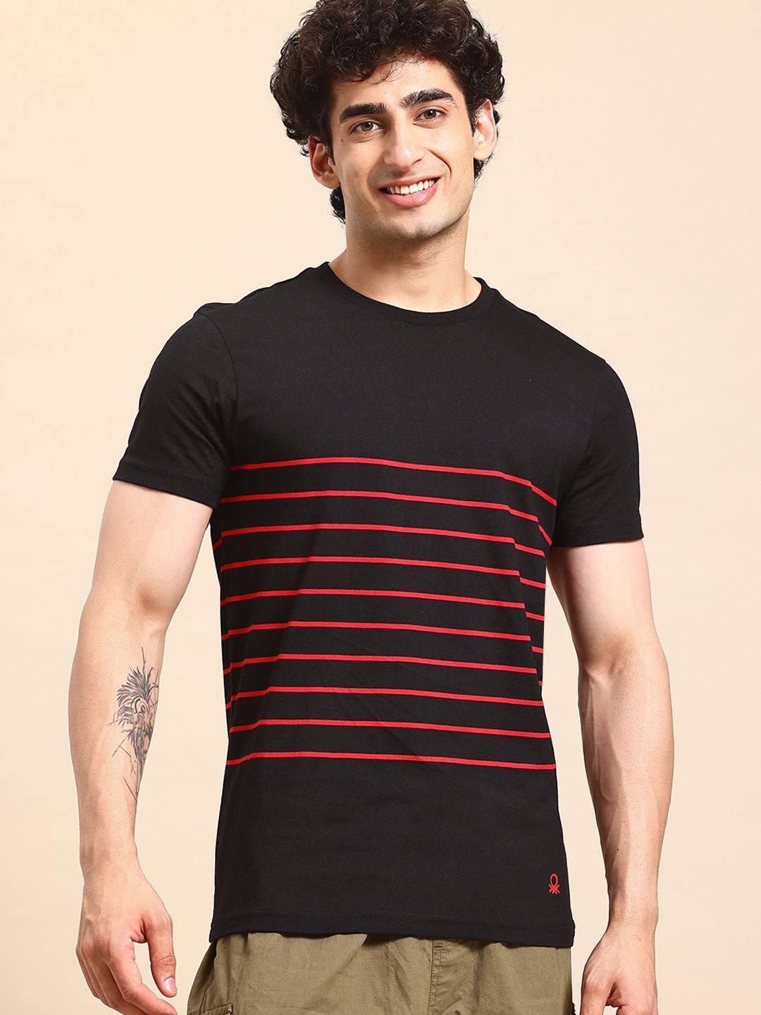 United Colors of Benetton Men Striped T-shirt-picture-29