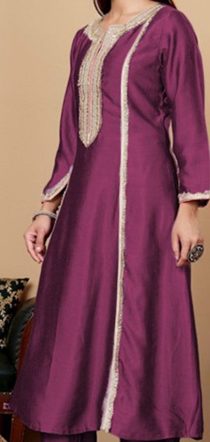Women Yoke Design Regular Kurta with Trousers & With Dupatta