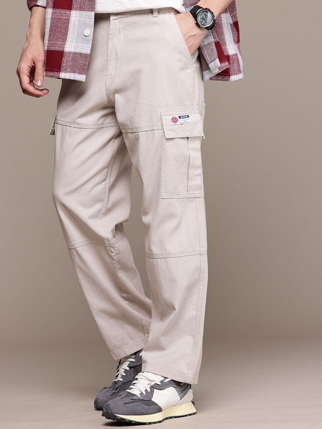 WROGN Men Loose Fit Pure Cotton Cargo Trousers-picture-19
