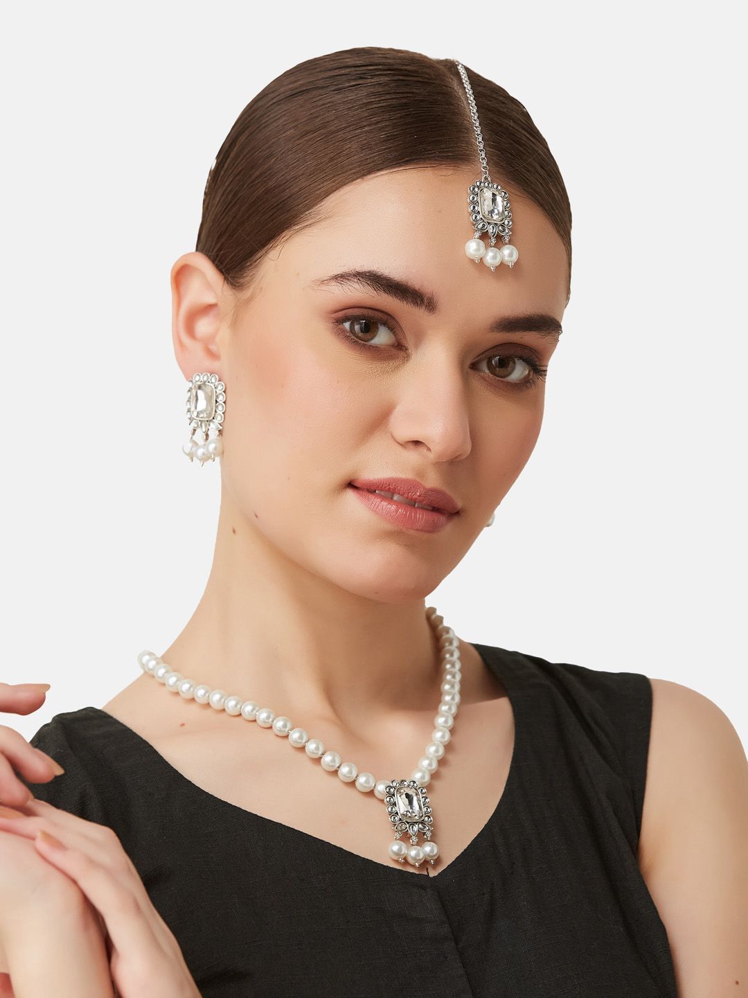 ATIBELLE Silver Plated Stone Studded & Beaded Jewellery Set