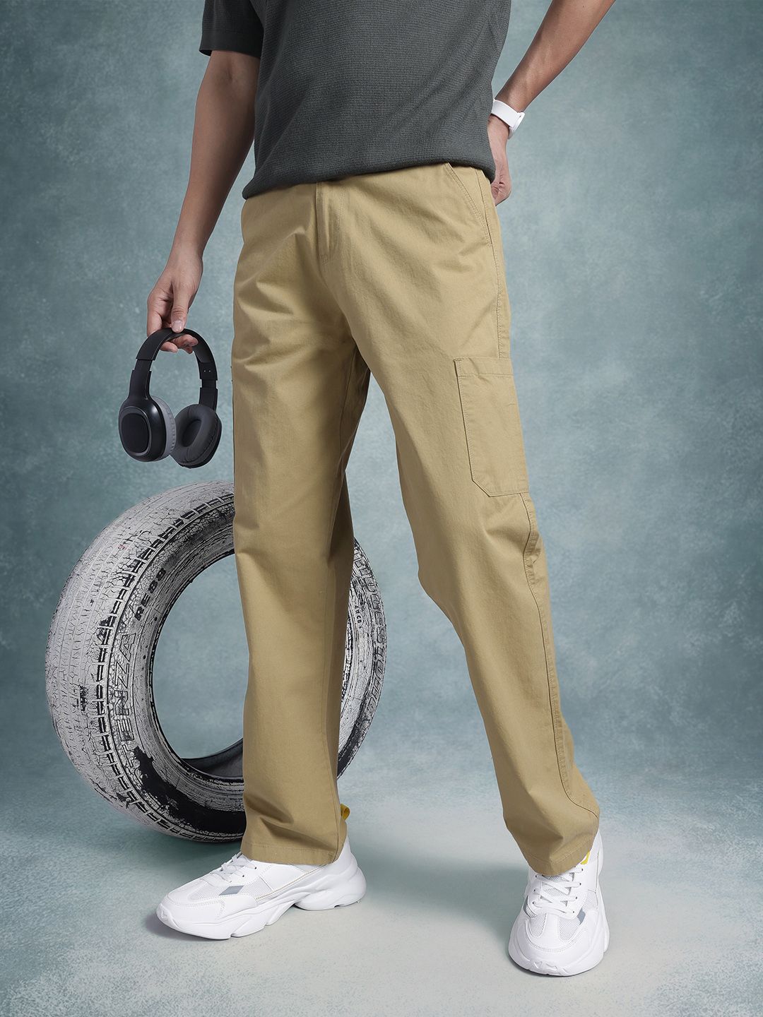 The Roadster Life Co. Men Pure Cotton Straight Fit Cargos-picture-32