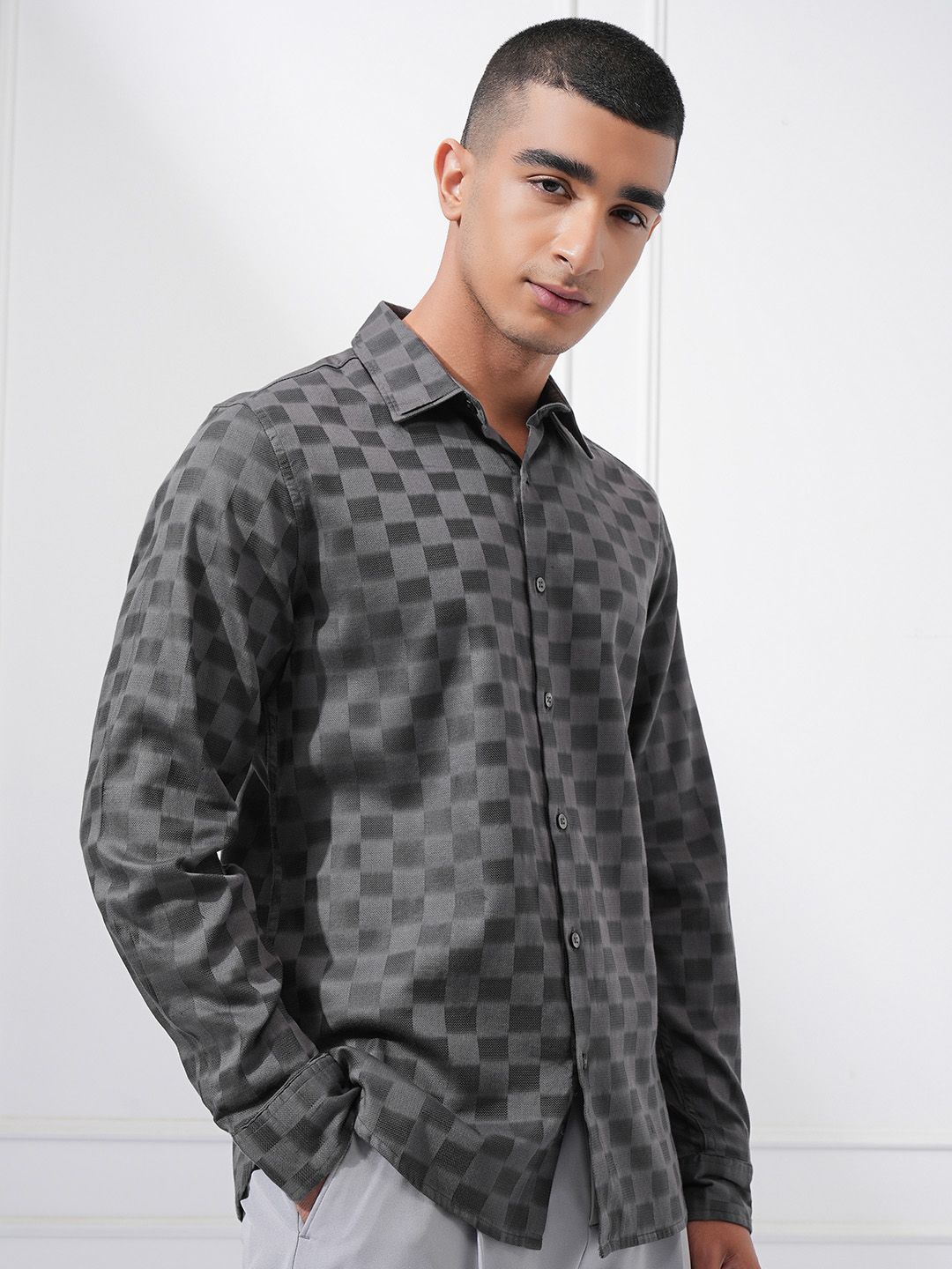 HIGHLANDER Men Spread Collar Checked Cotton Casual Shirt-picture-37