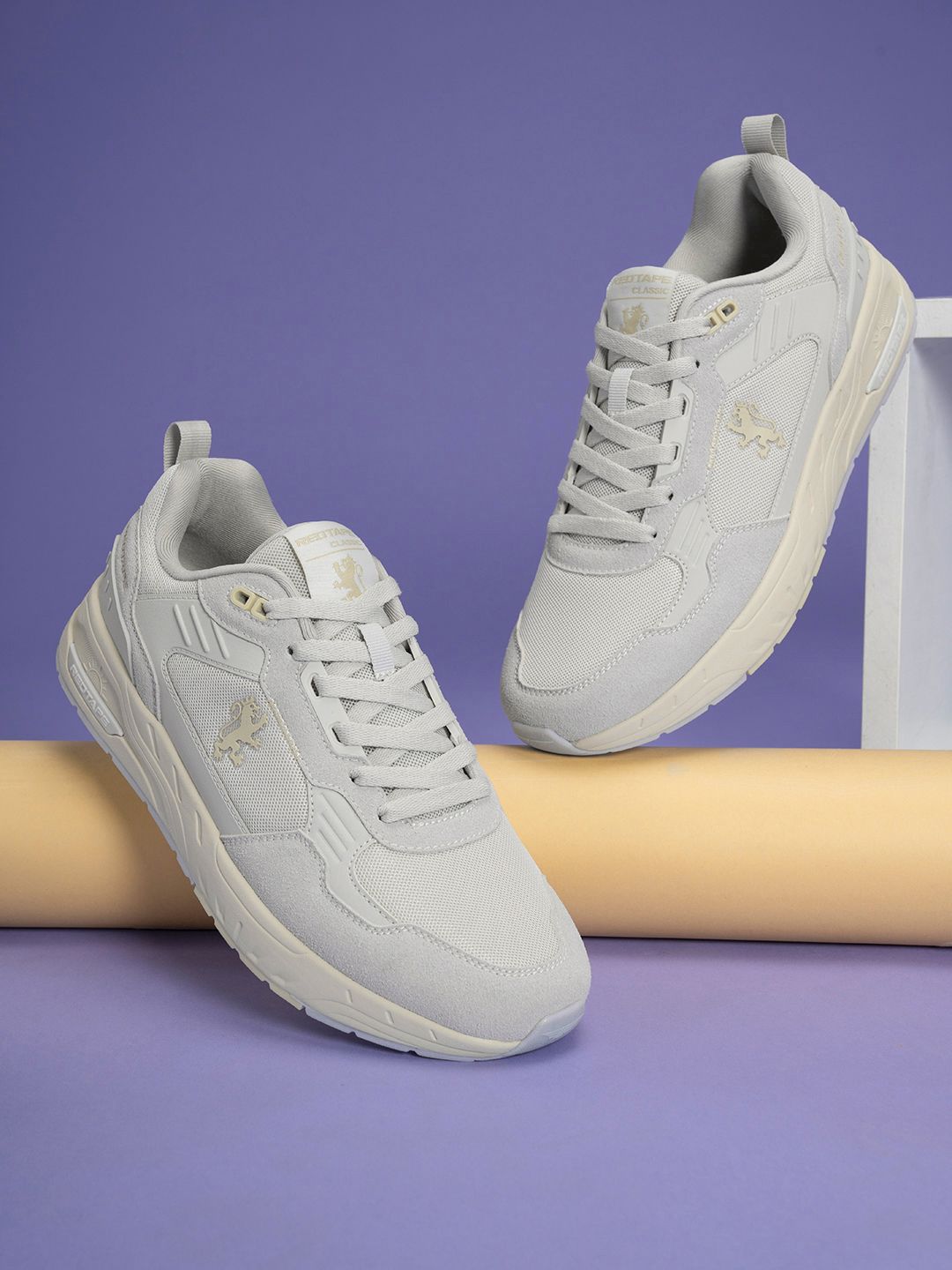 Red Tape Men Colourblocked Sneakers-picture-38