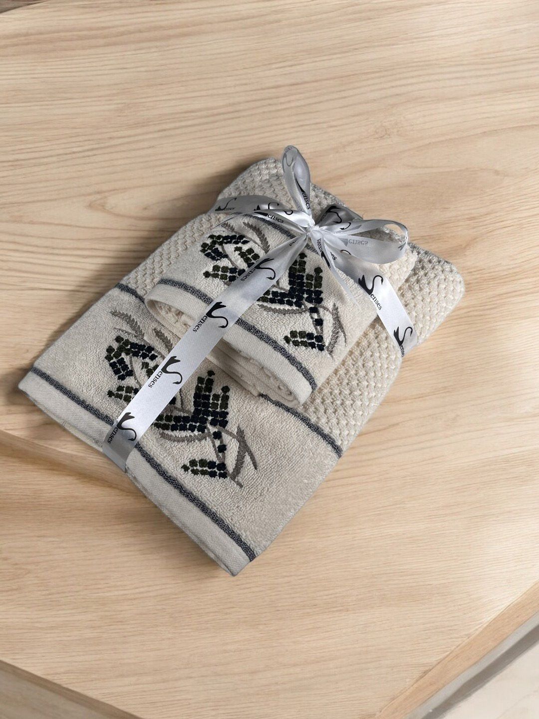 SENSES Blue 2 Printed Cotton 550 GSM Bath Towel-picture-36