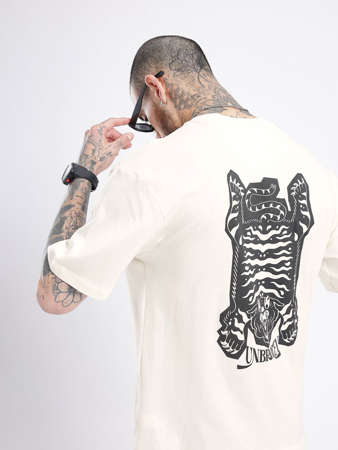 glitchez City Cool Graphic Printed Relaxed Fit T-shirt-picture-35