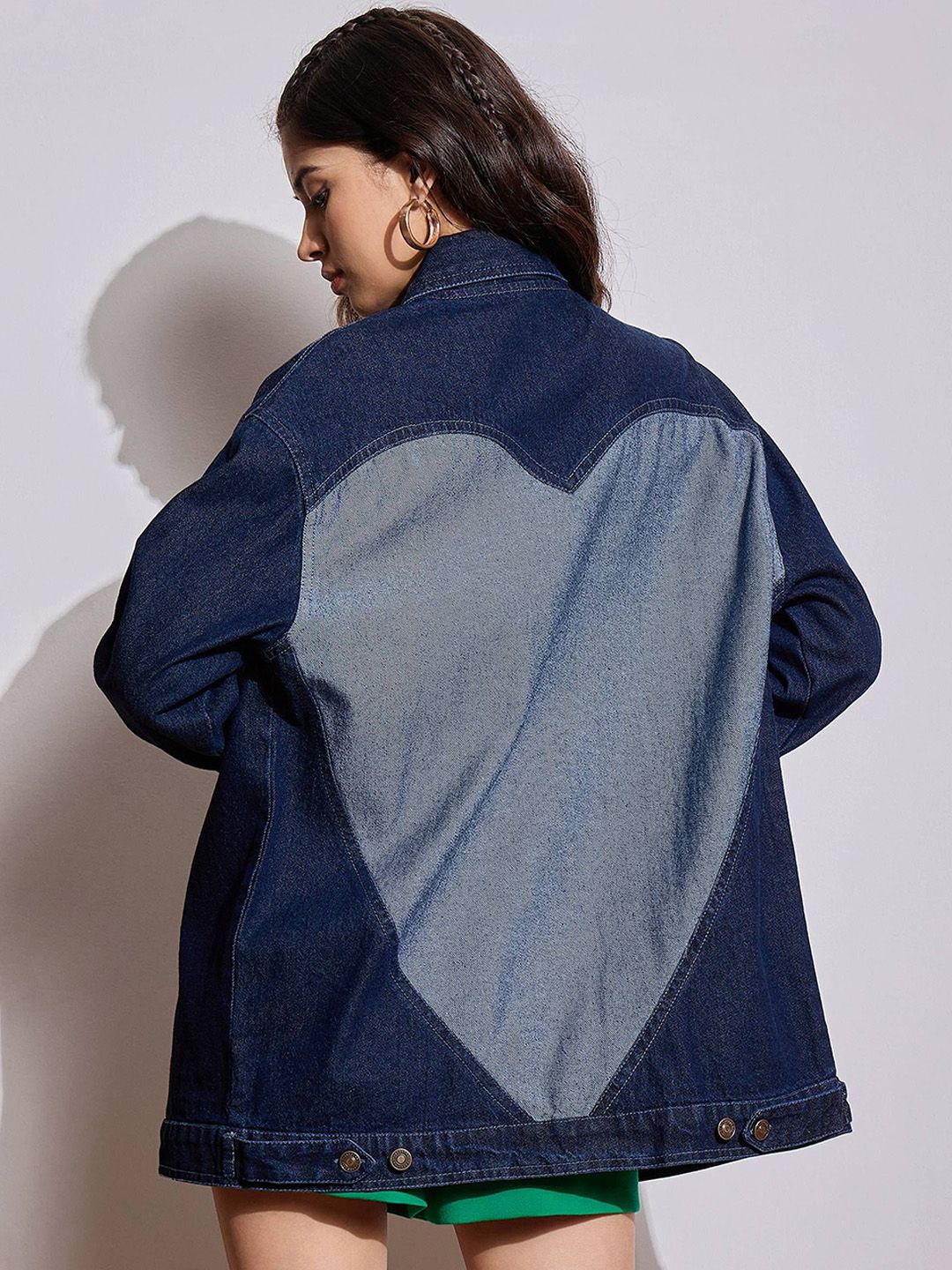 SASSAFRAS Women Spread Collar Colourblocked Casual Denim Jacket