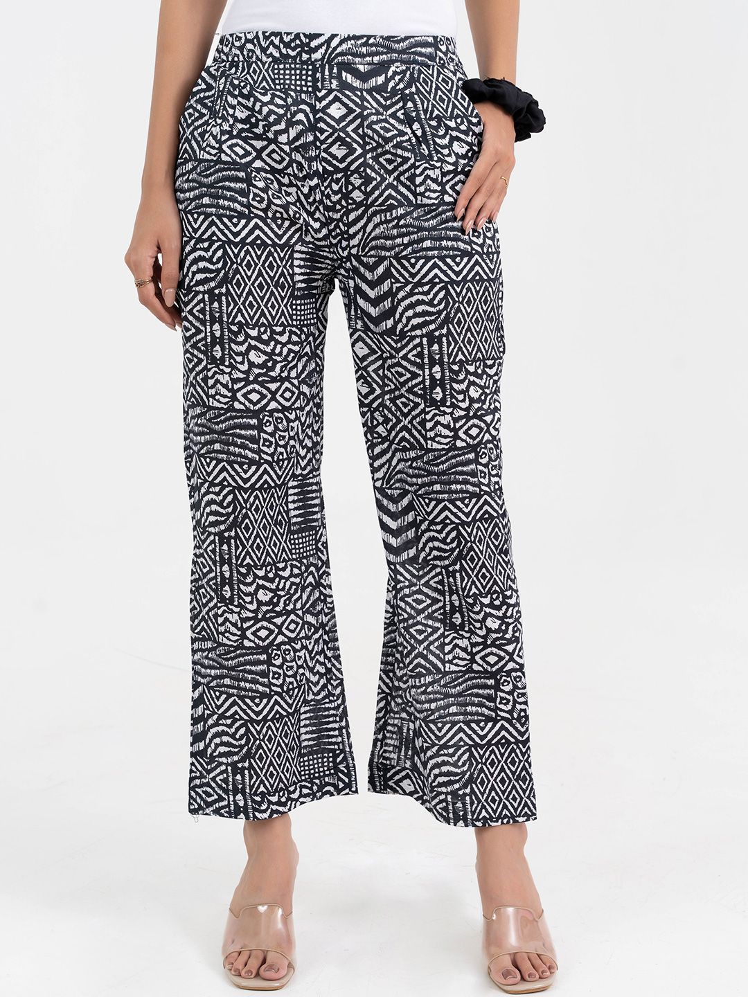 GULABOSITABO Women Abstract PrintedBroad Fit Pure Cotton Original Slip-On Trousers-picture-32
