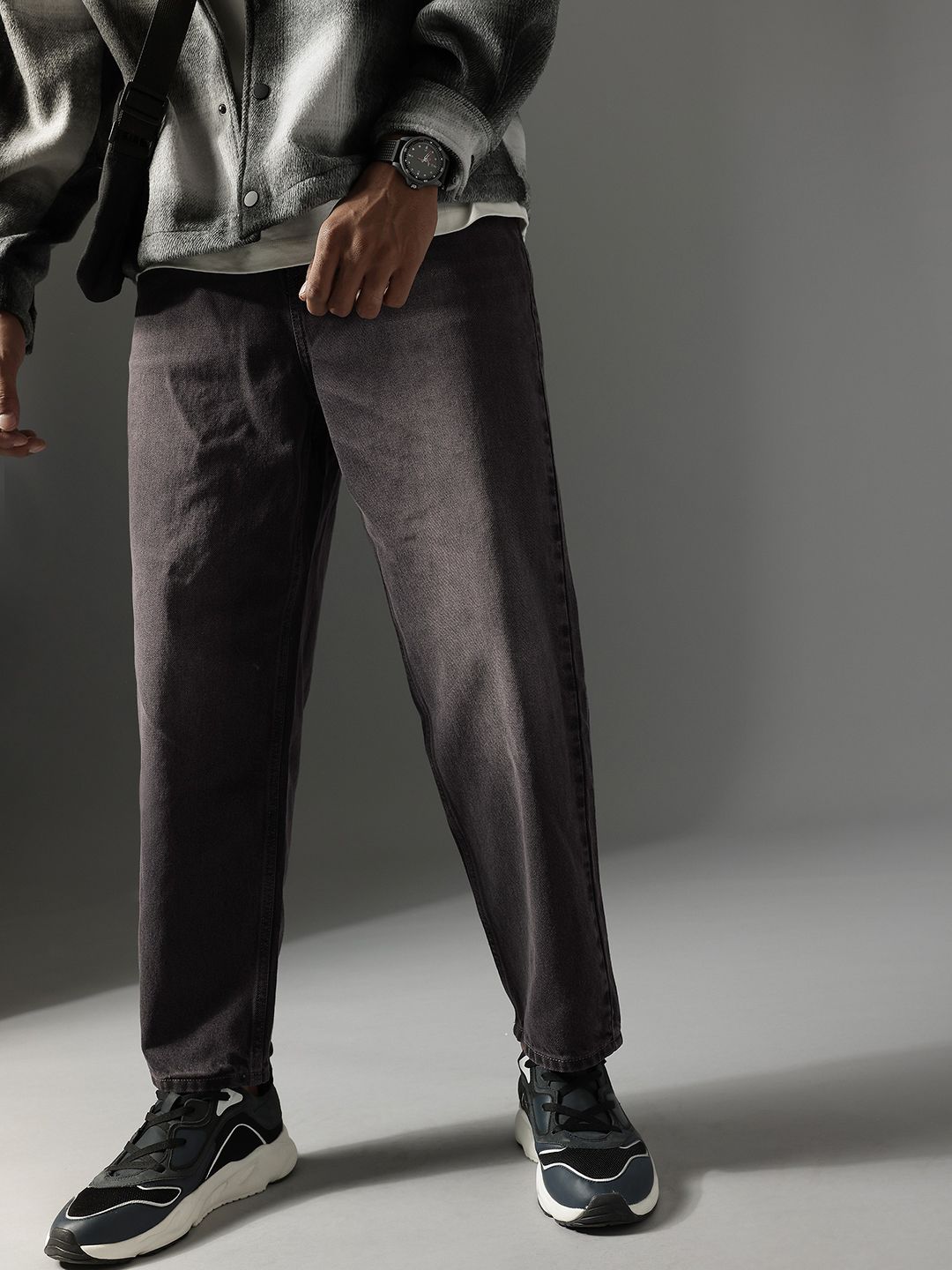 FCUK Men Loose Fit Mid-Rise Light Fade Pure Cotton Jeans-picture-33