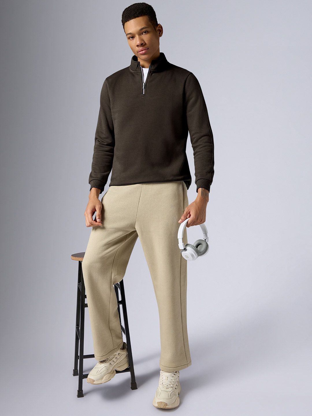 Buy XYXX Men Relaxed Fit Solid Brown IntelliSmooth Pulse Half-Zip