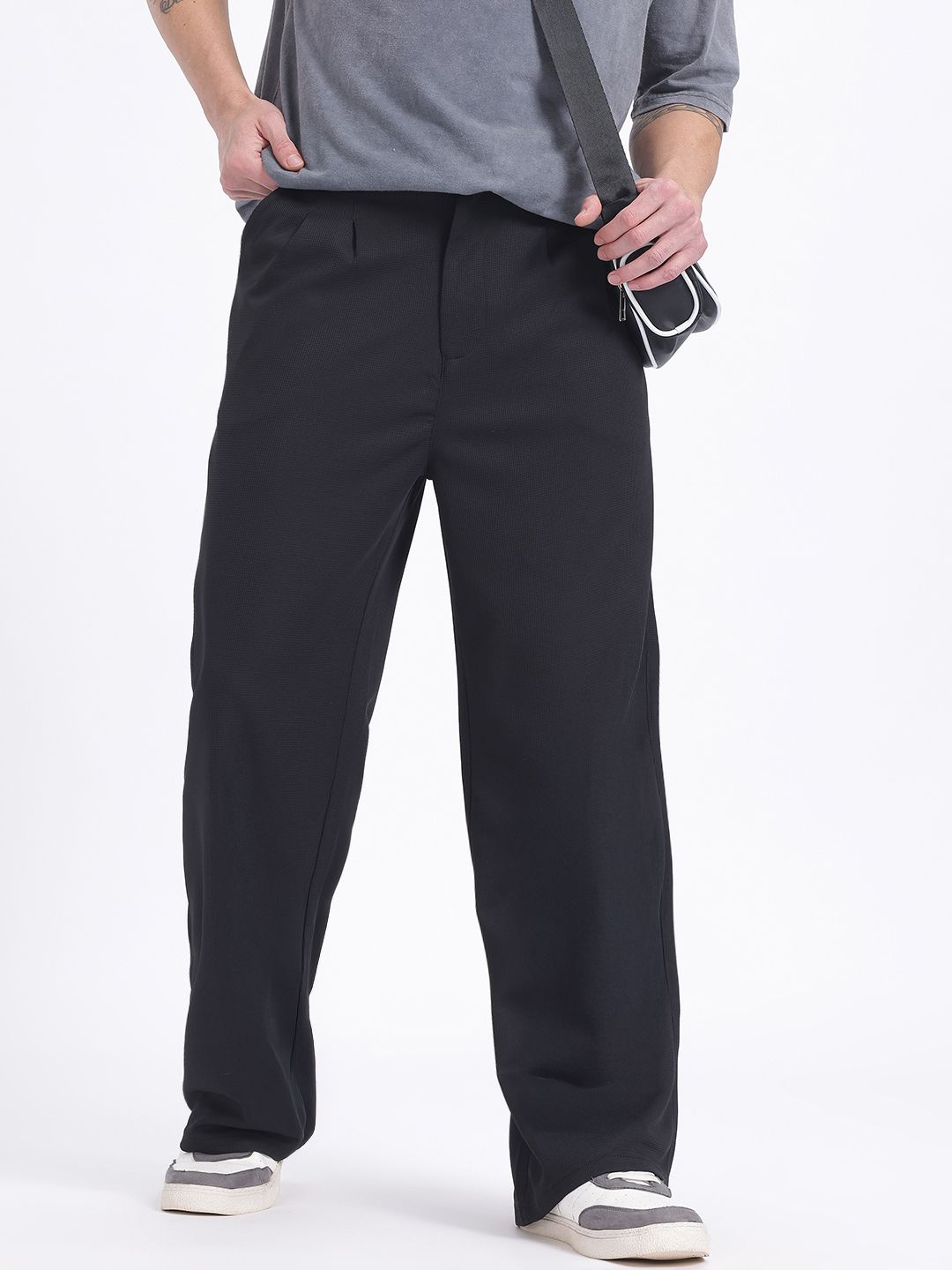 glitchez Men Essential Drip Self-Textured Pleated Detail Relaxed Fit Trousers-picture-32