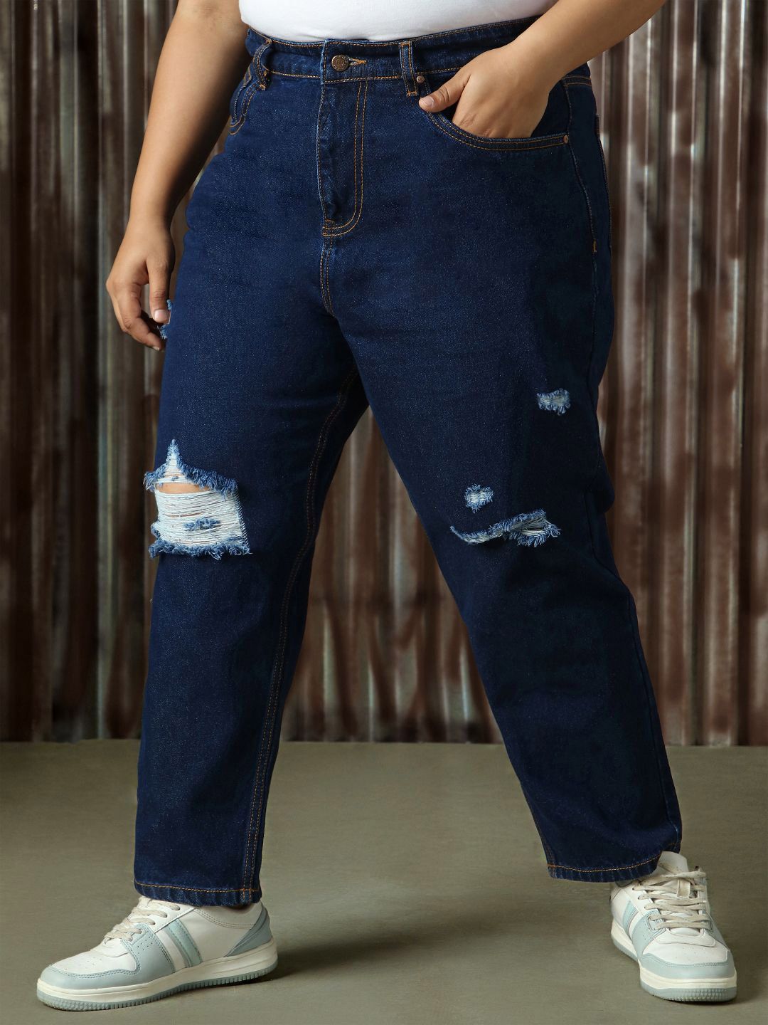 Freeform by High Star Women Plus Size Comfort Mom Fit High-Rise Mildly Distressed Jeans