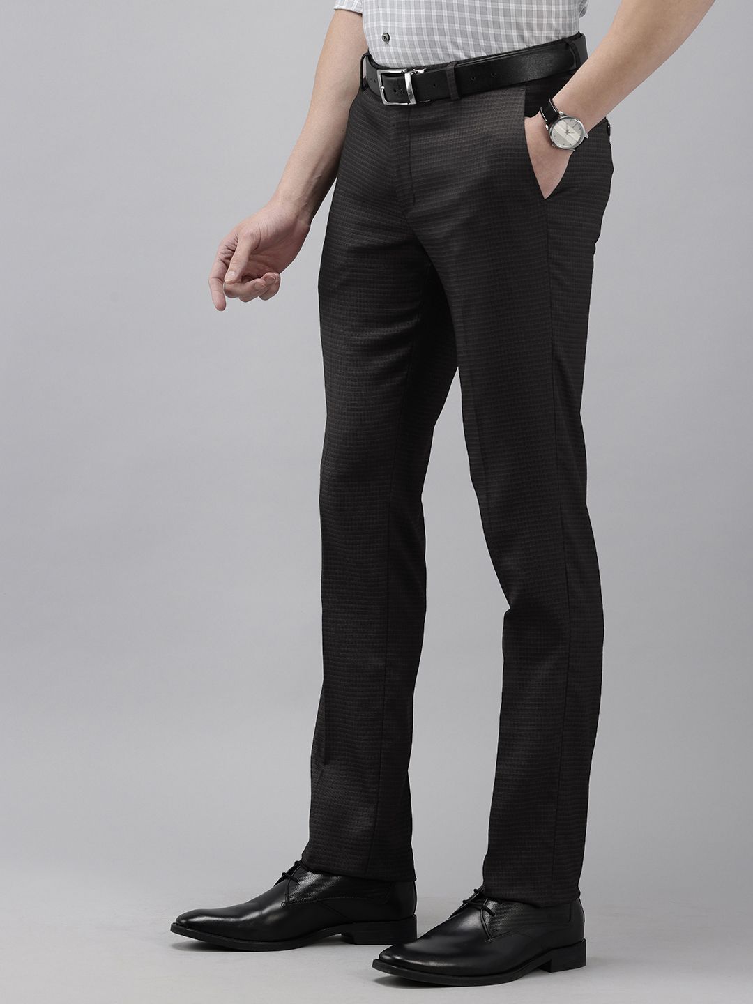 Arrow Men Checked Hudson Tailored Tapered Fit Formal Trousers-picture-23