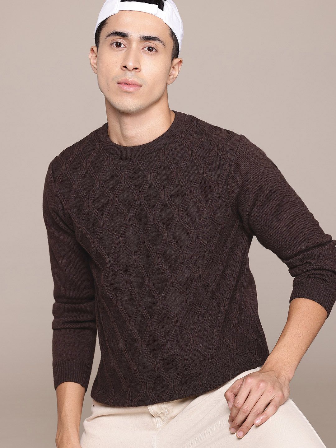 The Roadster Lifestyle Co. Geometric Textured Pullover-picture-40