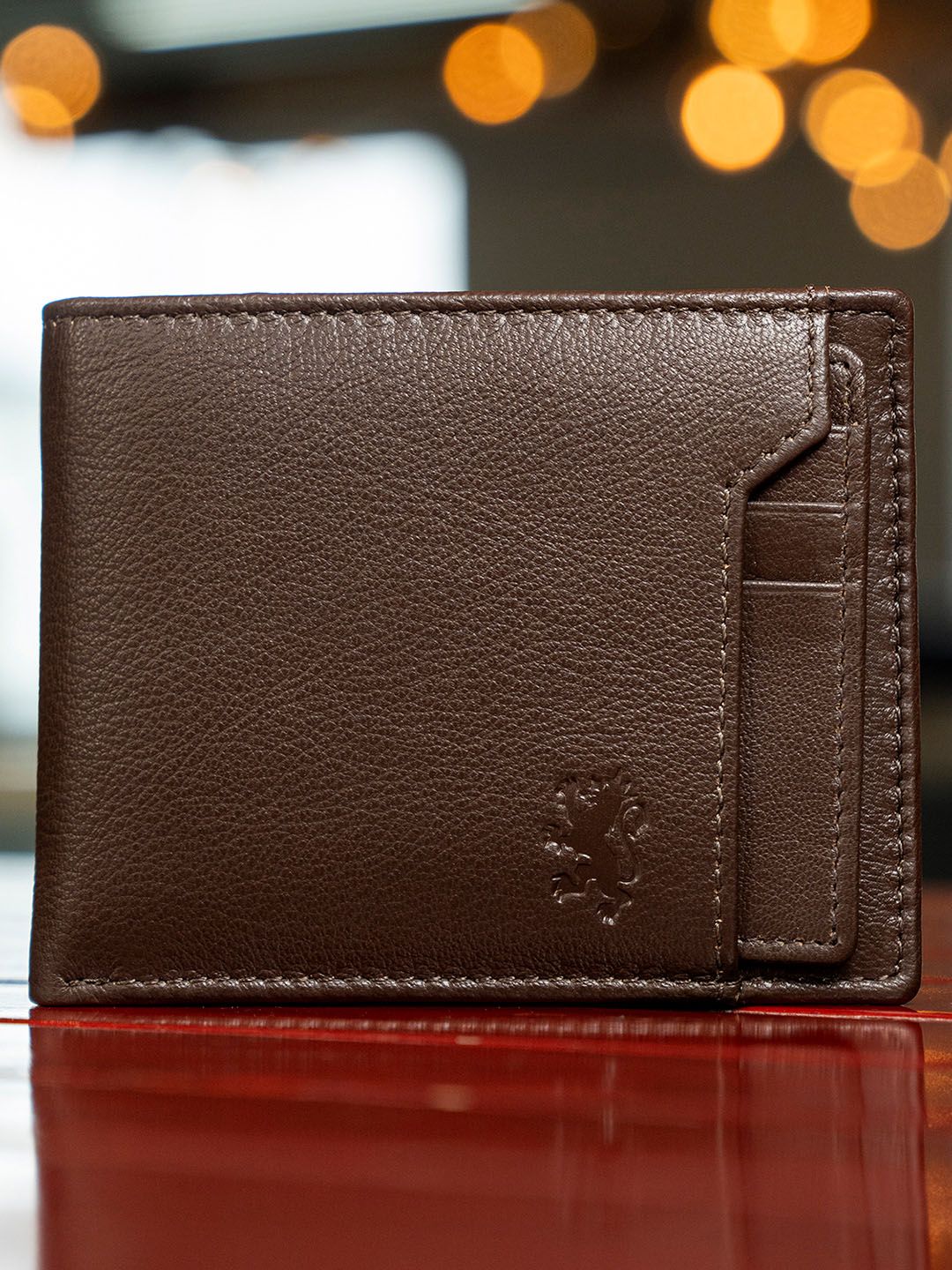 Red Tape Men Textured Leather Two Fold Wallet-picture-29