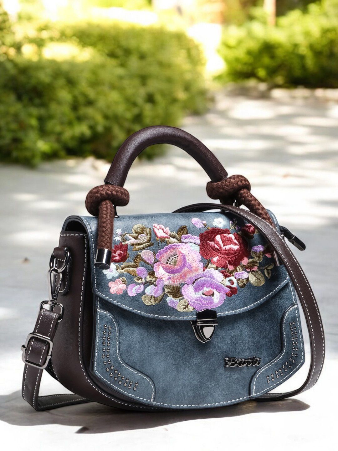 Exotic Floral Swagger Sling Bag-picture-37