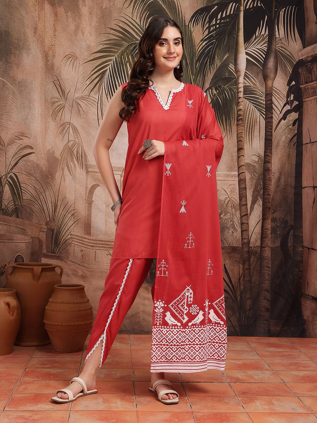 Sangria Lace Taping Kurta with Dhoti Pants & Dupatta