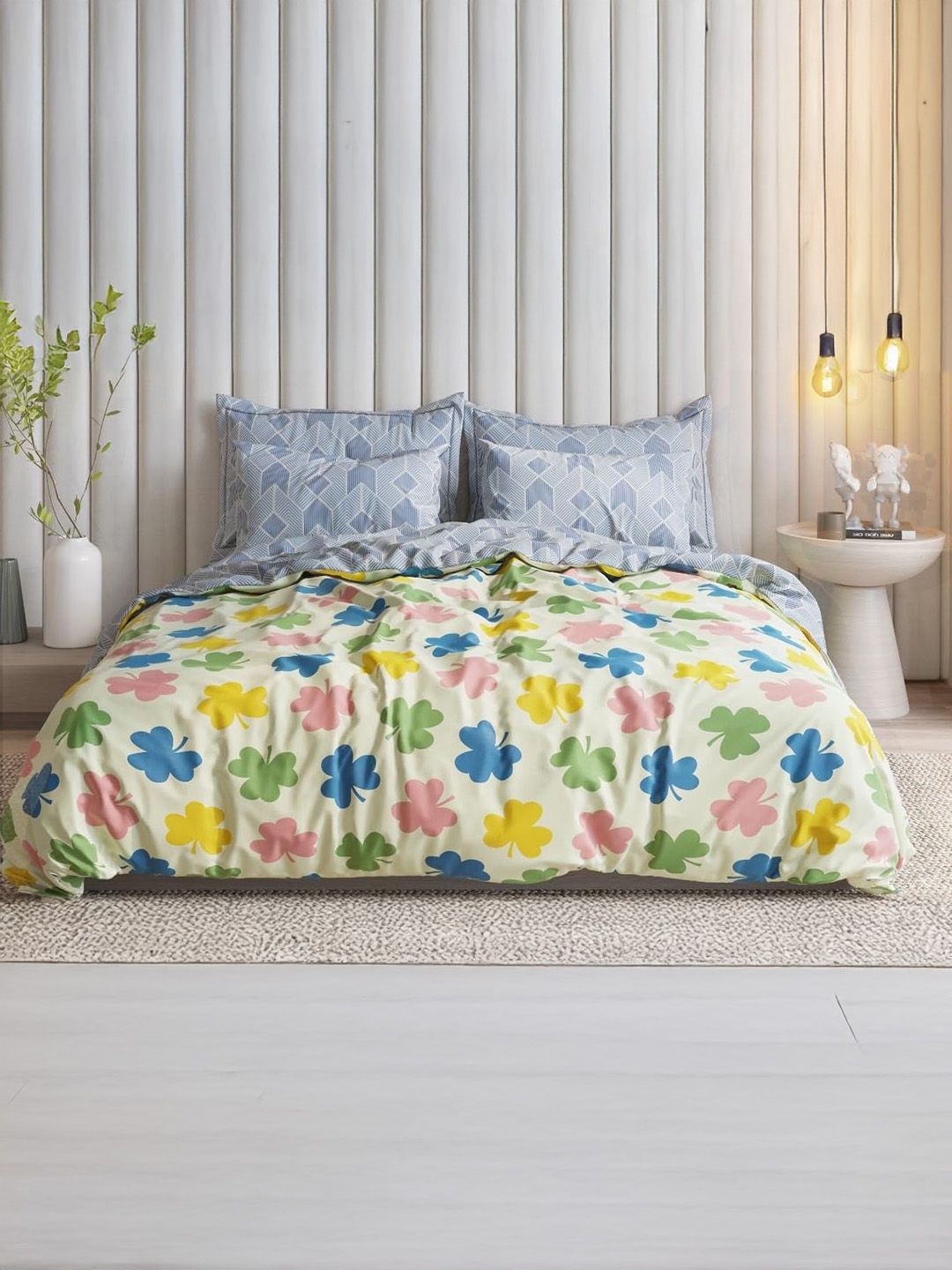 Myntra Elegant Homes Green & Blue Floral Microfiber Heavy Winter 210 GSM Double Bed Comforter-picture-28