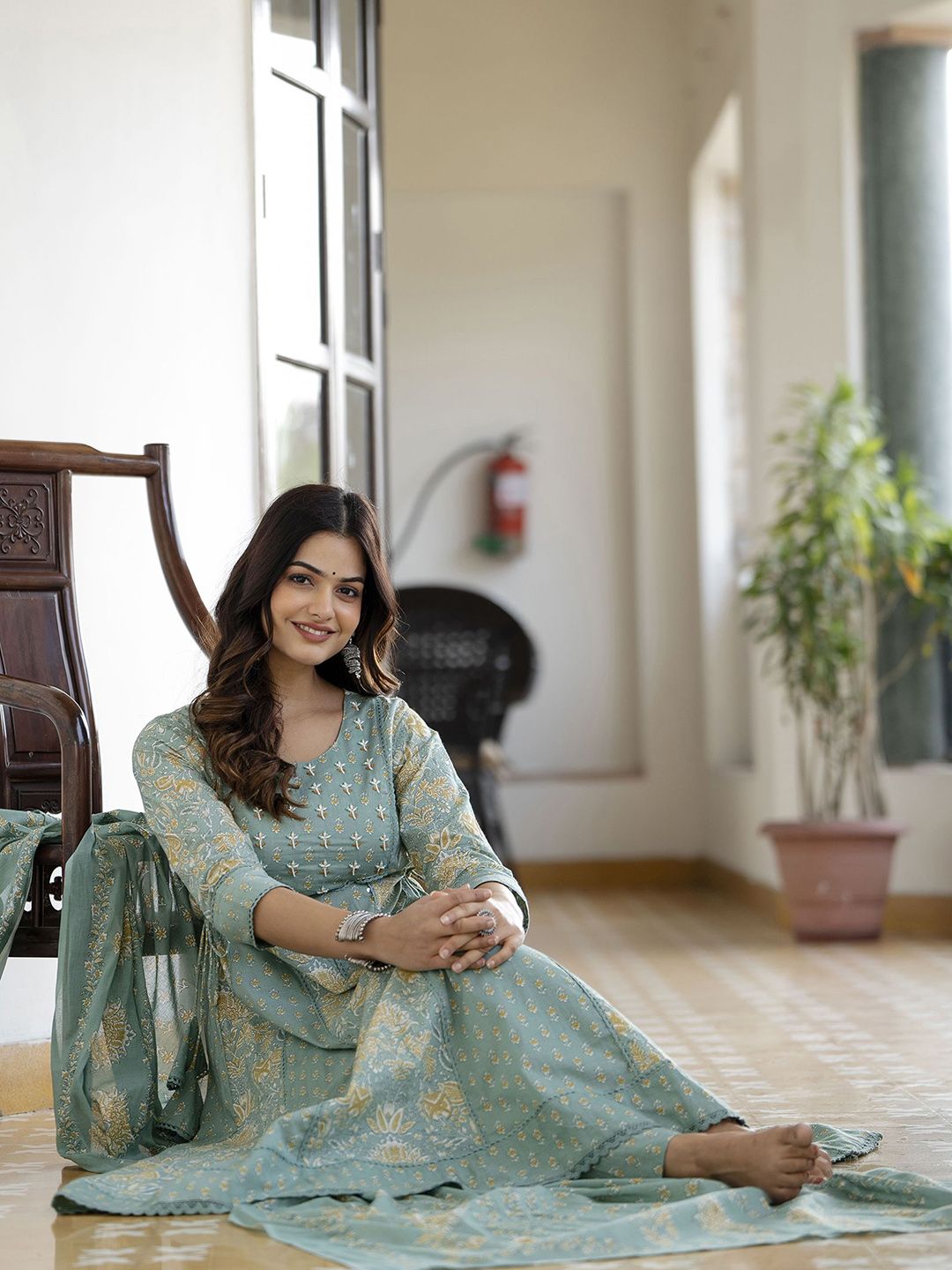 EthniFlair Women Floral Printed Panelled Aari Work Pure Cotton Kurta with Trousers & With Dupatta-image-34