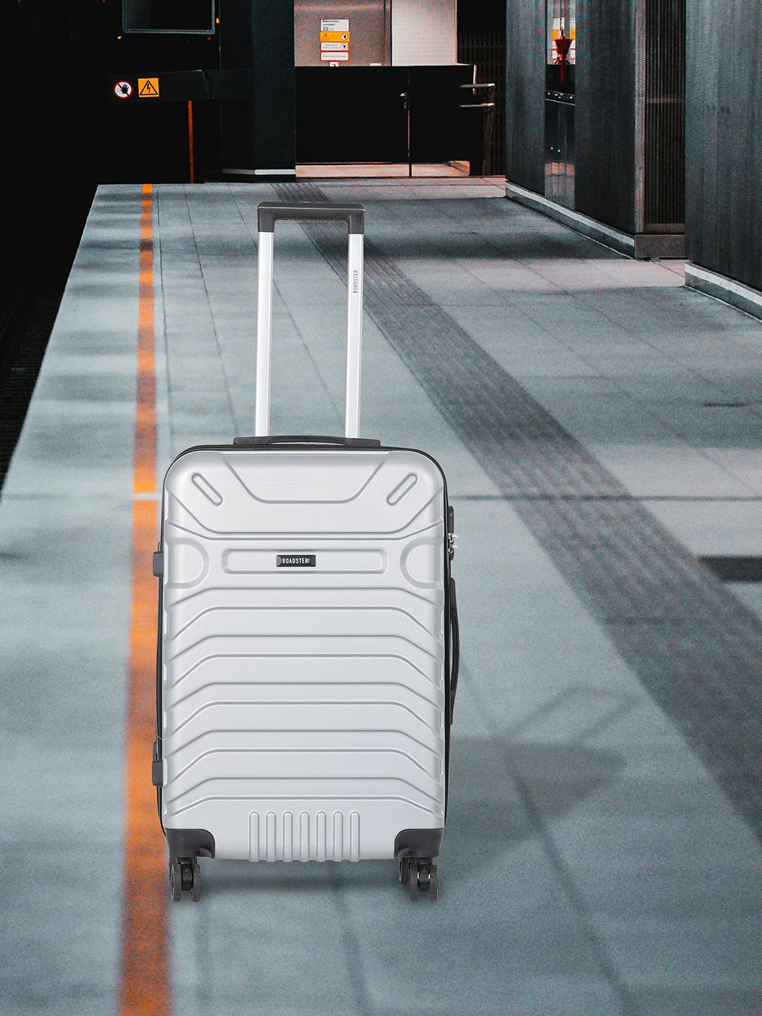 Roadster Unisex Hard Sided Medium Trolley Suitcase-image-22