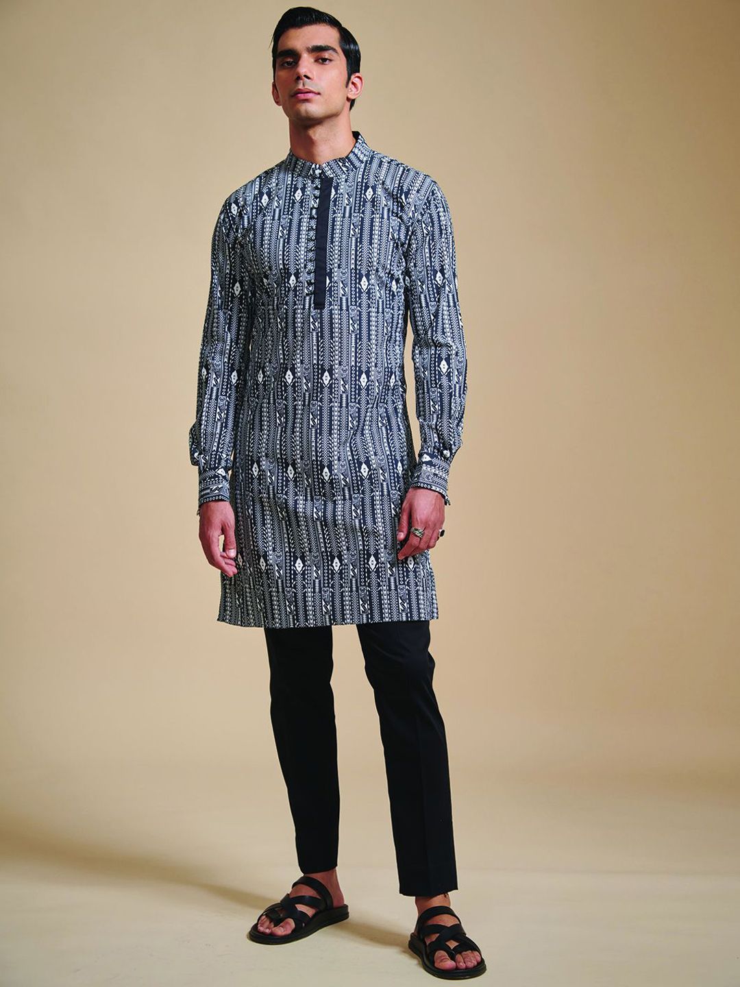 RR Blue Men Dyed Thread Work Kurta-picture-18