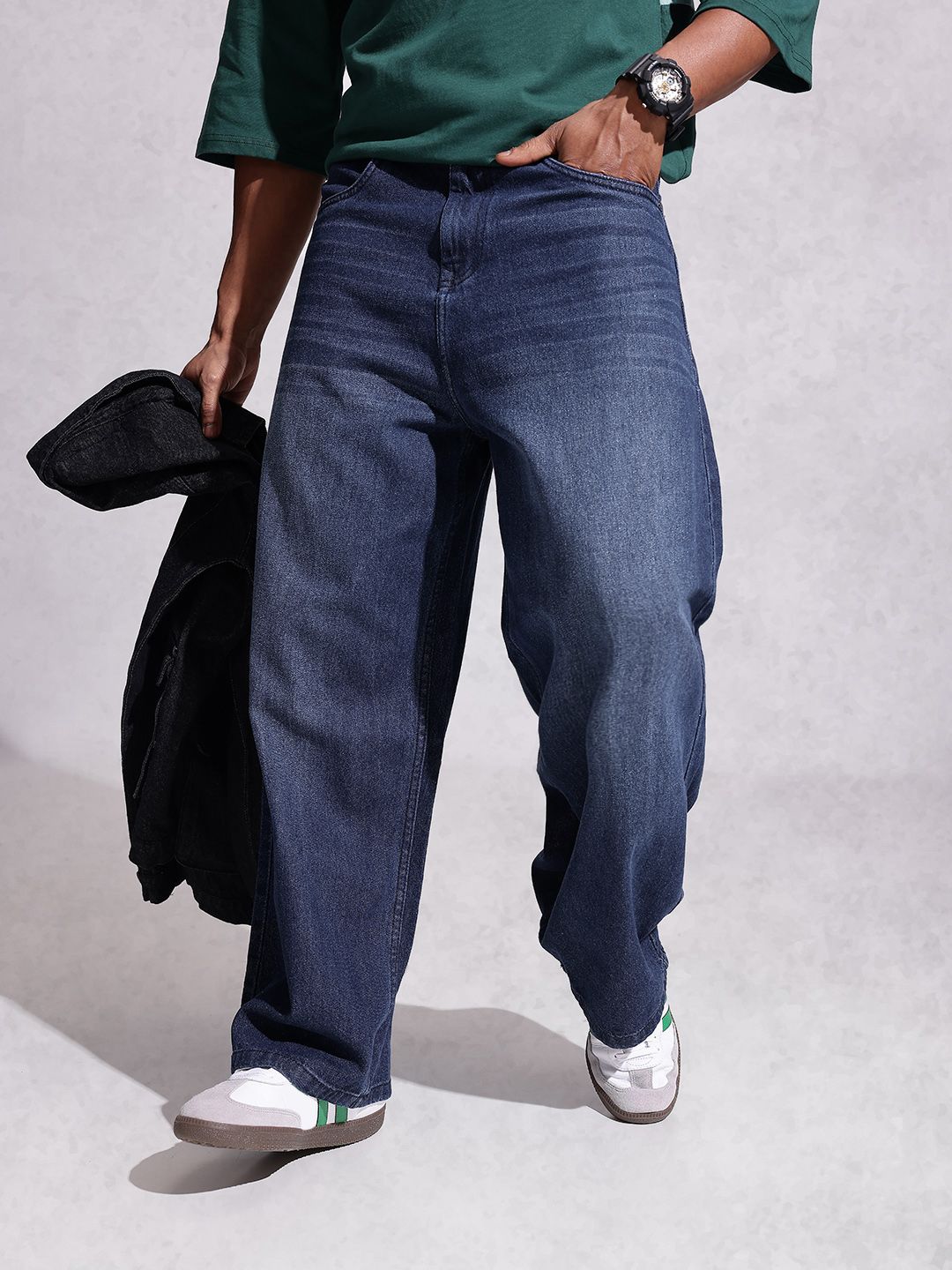 WROGN Men Pure Cotton Baggy Fit Light Fade Jeans-image-6