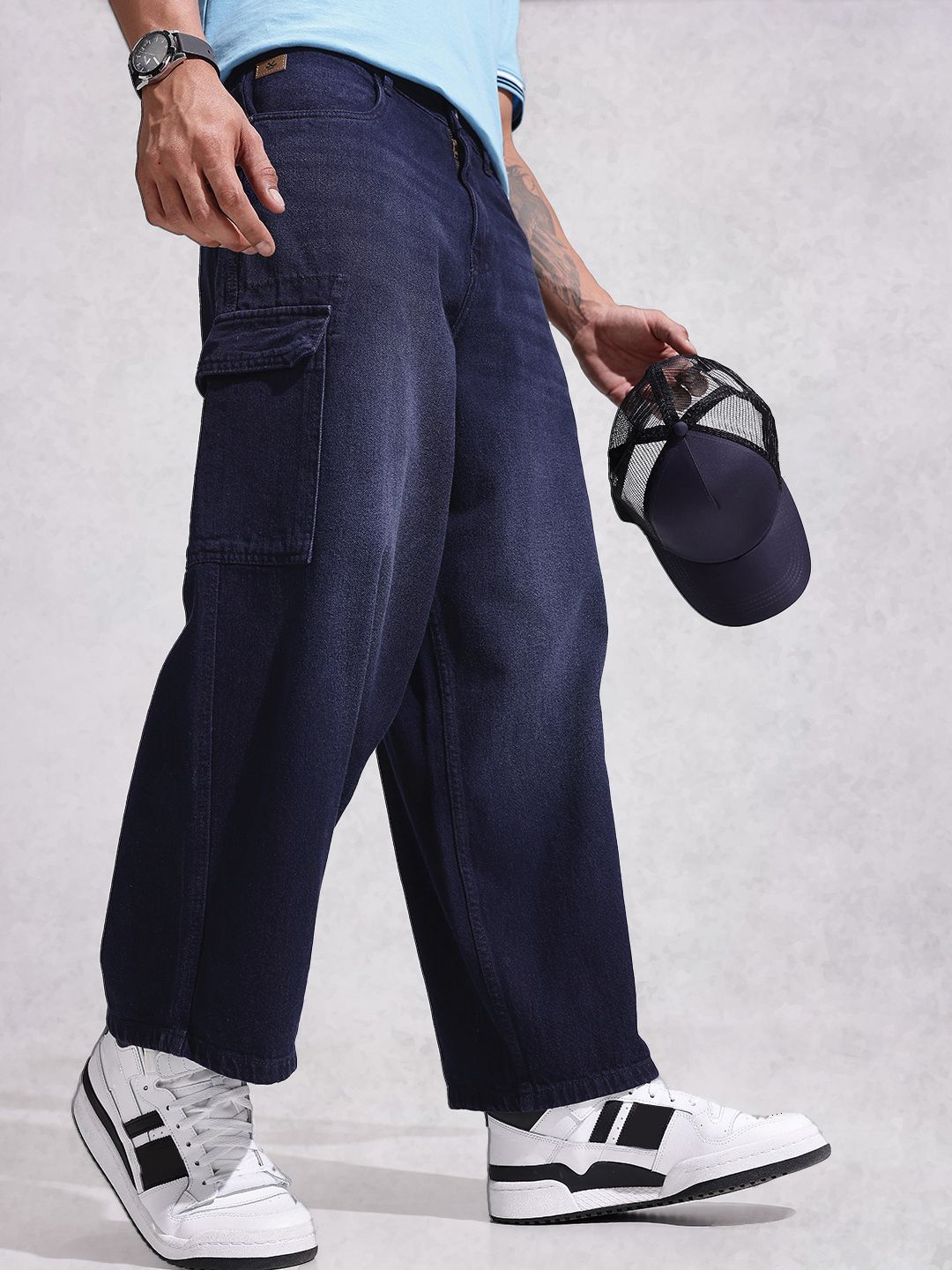 WROGN Men Pure Cotton Baggy Light Fade Cargo Style Jeans-image-39