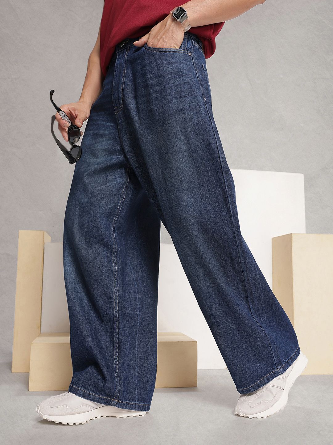 WROGN Men Pure Cotton Baggy Fit Light Fade Jeans-image-31