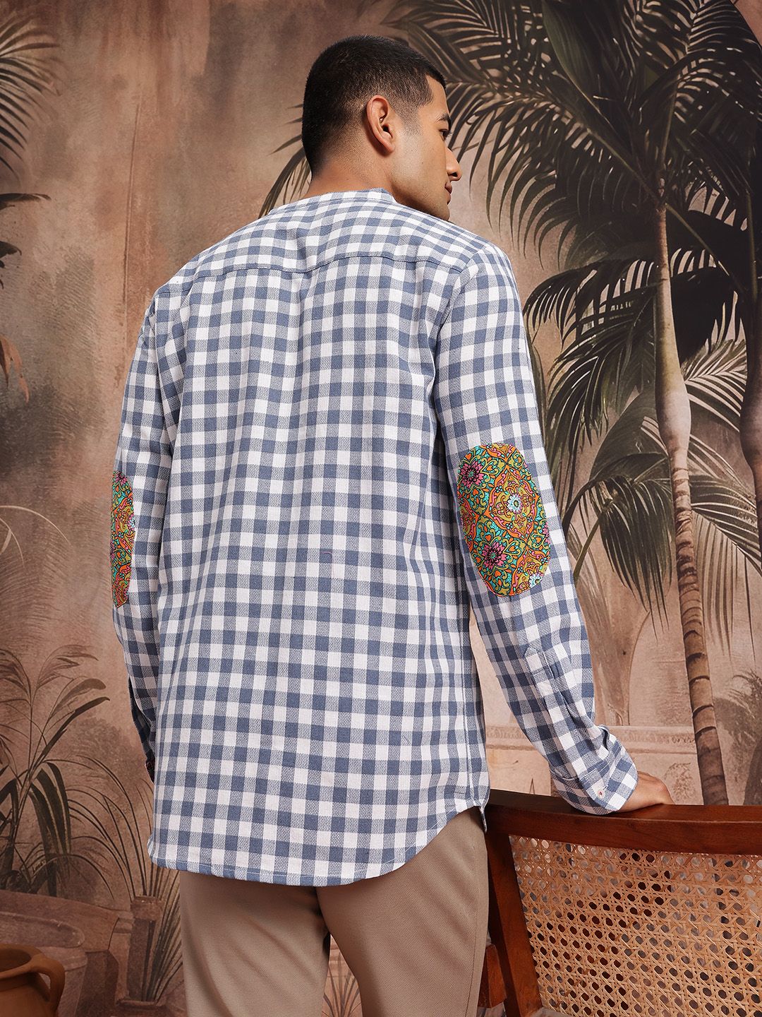 Sangria Gingham Checks Mandarin Collar Button-Down Straight Kurta with Patchworks-picture-42