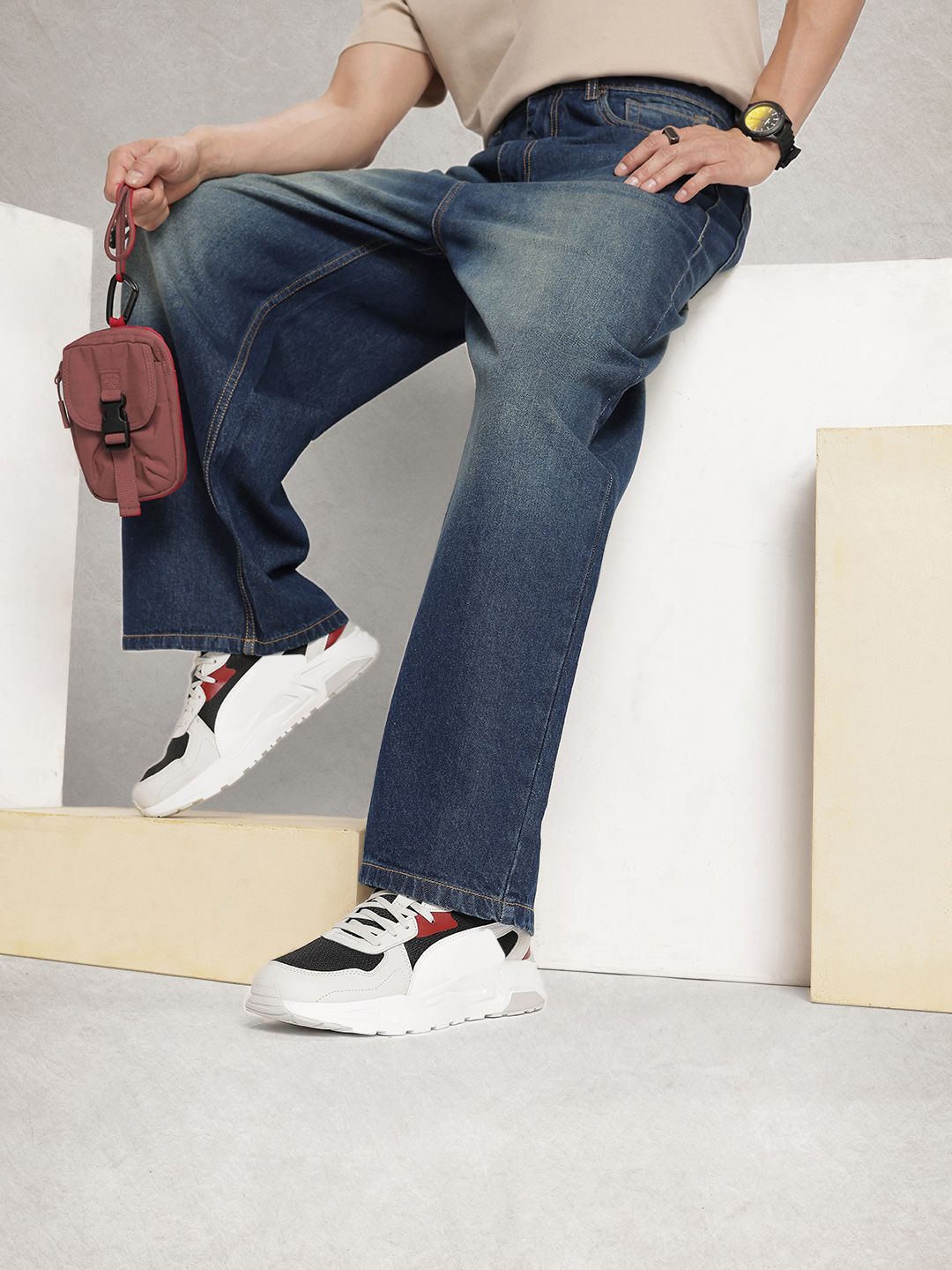 WROGN Men Baggy Heavy Fade Pure Cotton Jeans-image-43