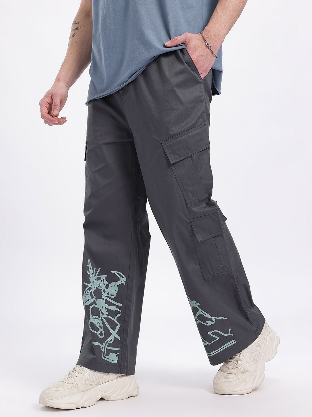 glitchez Men Abstract Print Mid-Rise Pure Cotton Relaxed Fit Cargos-picture-29