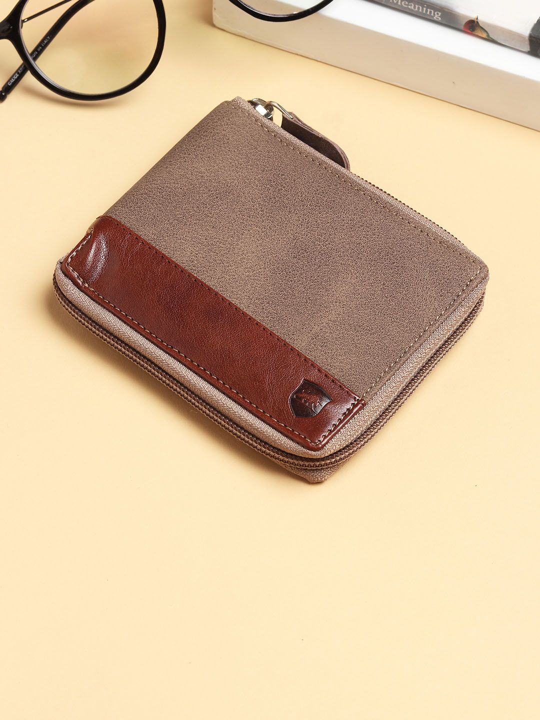 SAMTROH Unisex Striped Zip Around Wallet-image-1