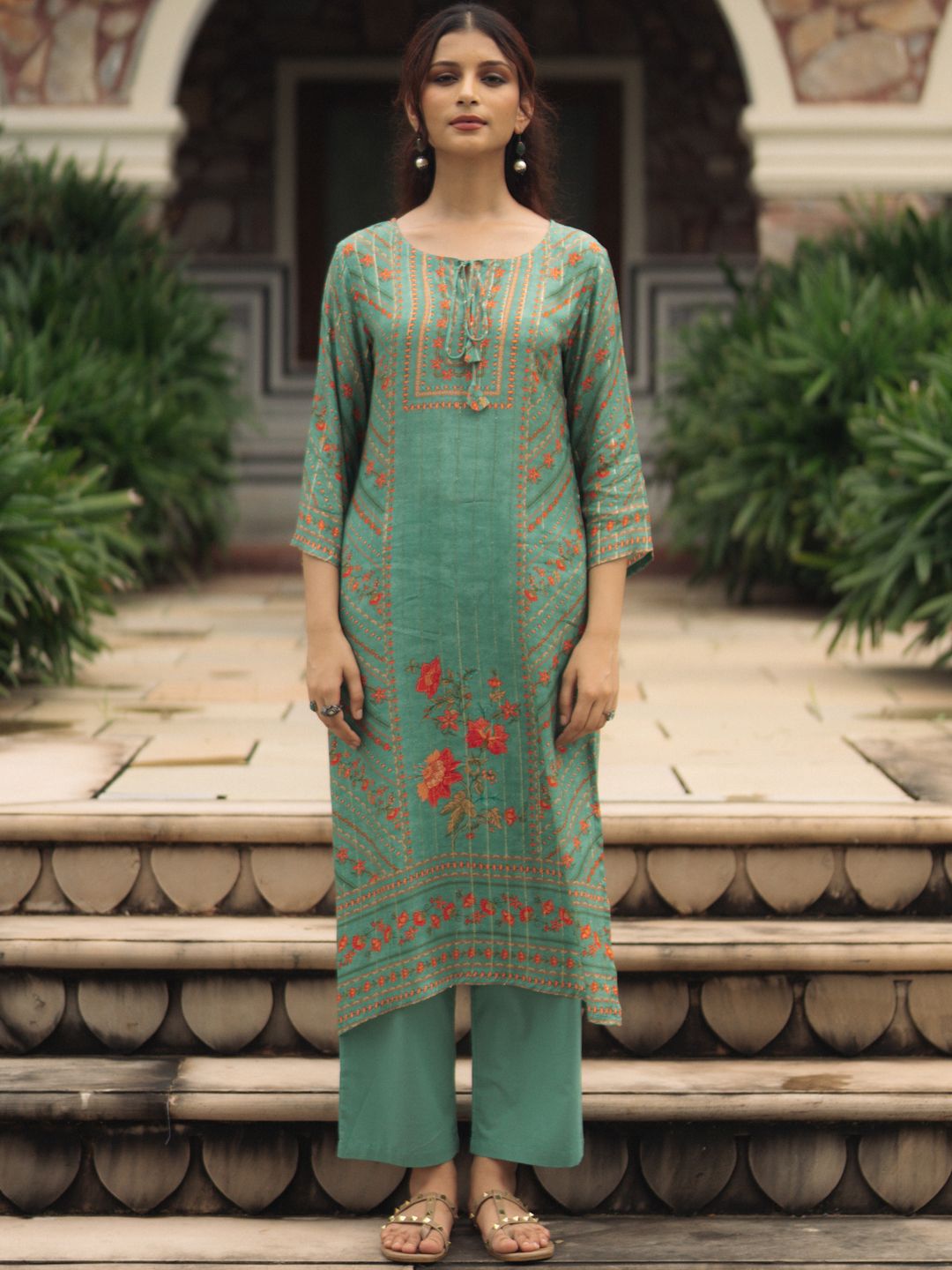 Women Multicolor Rayon Bandhani Printed Flared Tie up neck kurta