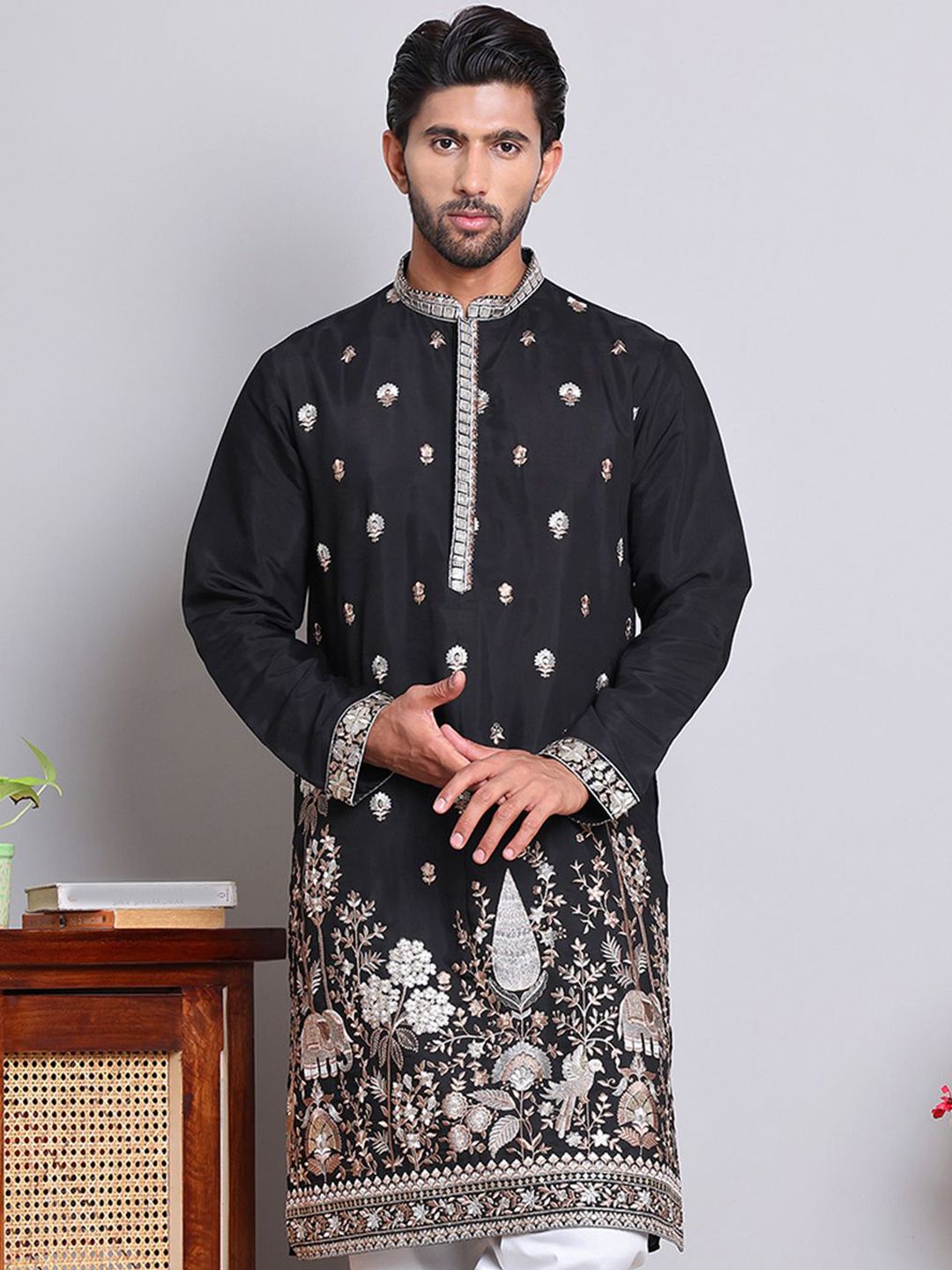 Jompers Floral Embroidered Mandarin Collar Long Sleeves Silk Cotton Straight Kurta-picture-14