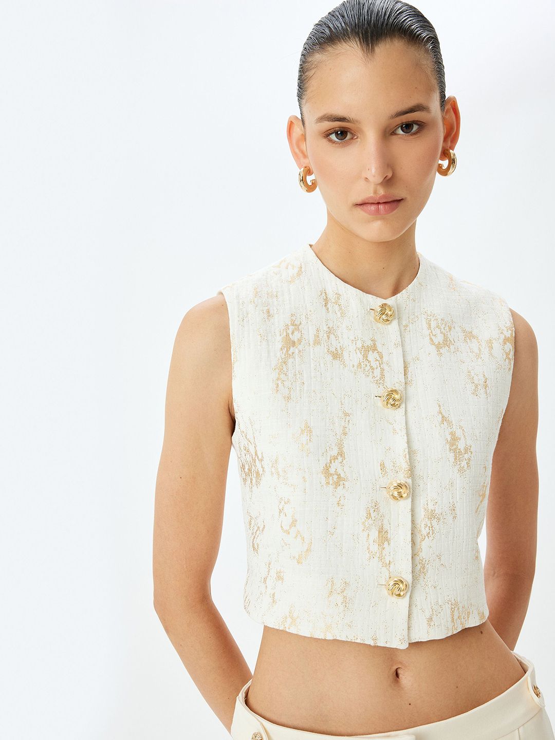 Koton Woven Design Round Neck Waistcoat-picture-10