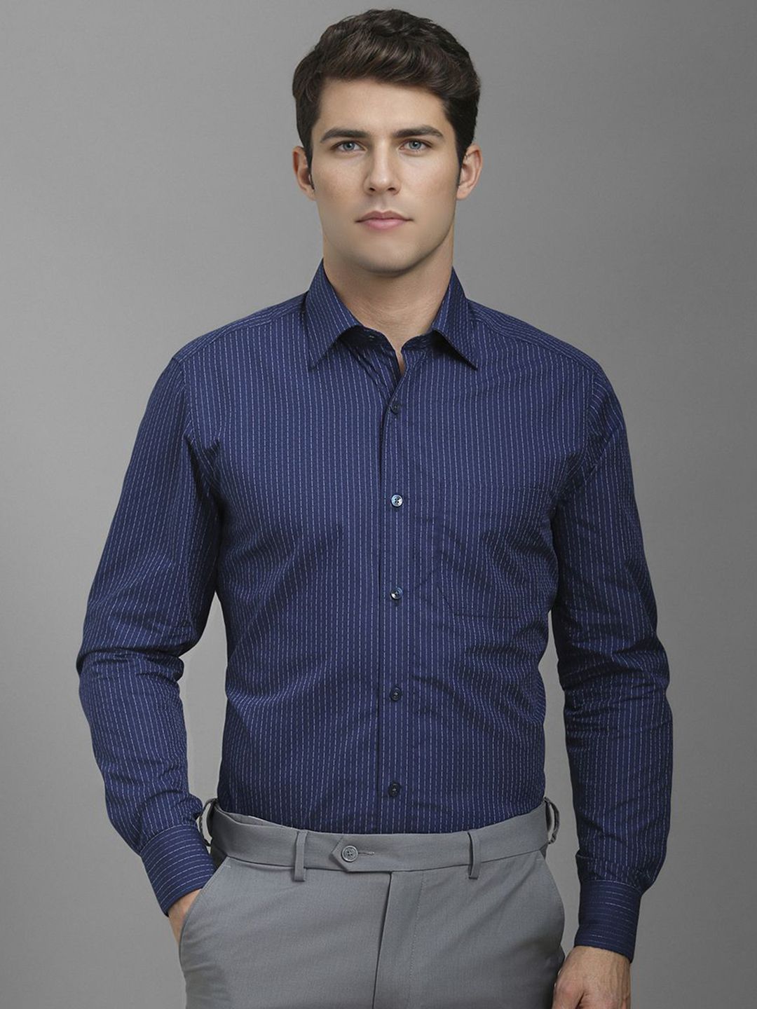Louis Philippe Men Classic Spread Collar Vertical Striped Cotton Formal Shirt-picture-18