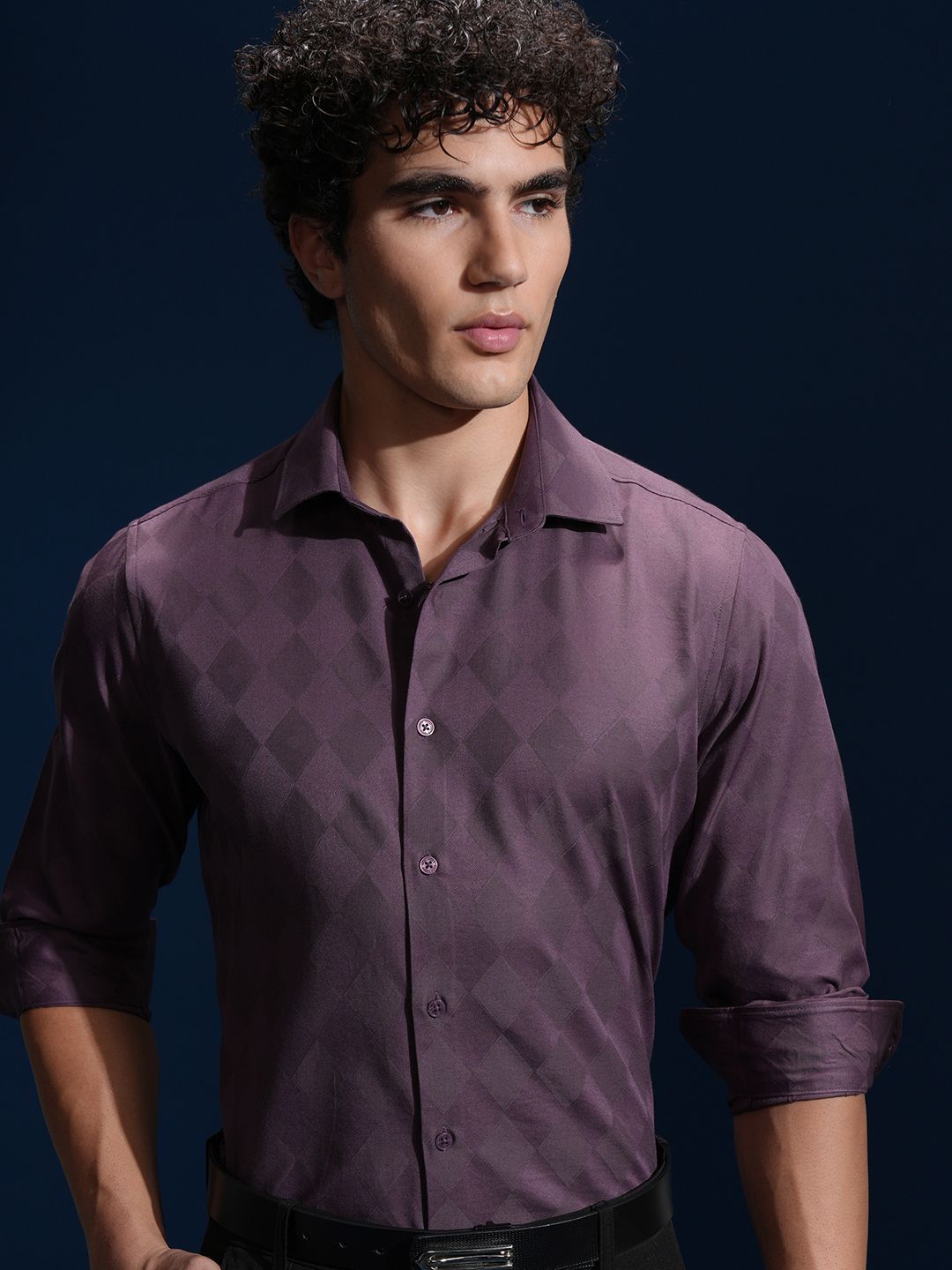 HIGHLANDER Men Spread Collar Geometric Printed Slim Fit Casual Shirt-picture-41