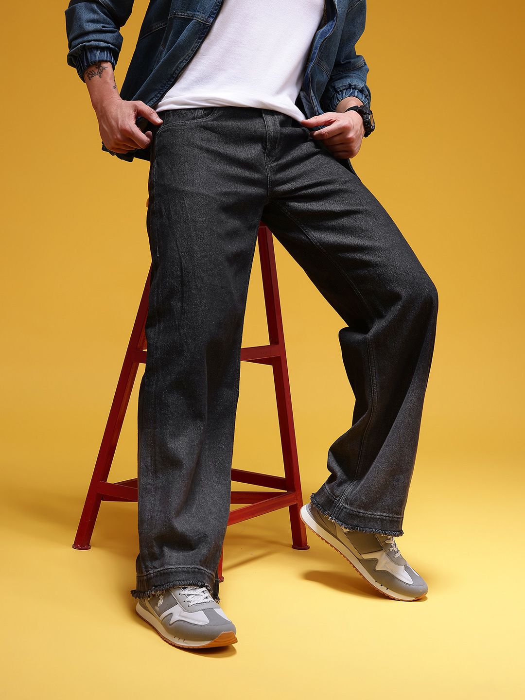 HERE&NOW Men Pure Cotton Mid-Rise Light Fade Baggy Jeans-picture-35
