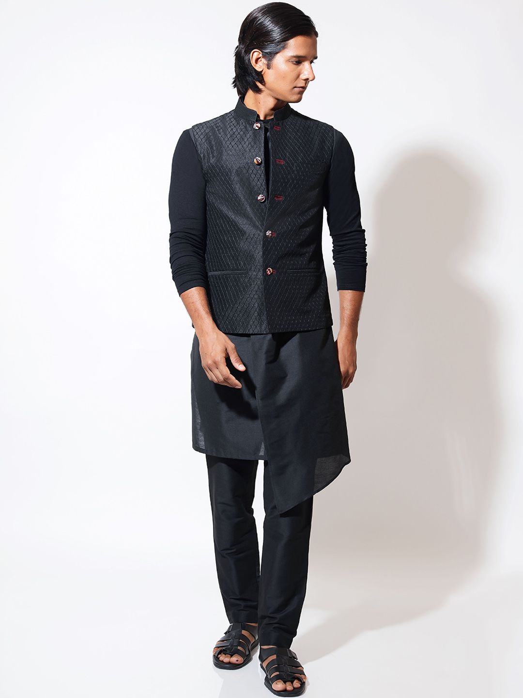 vivek karunakaran VIVEK KARUNAKARANMandarin Collar Straight Kurta With Churidar And Nehru Jacket-picture-34
