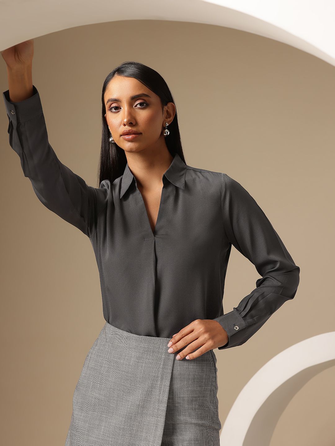 Chemistry Crepe Shirt Style Top-picture-20