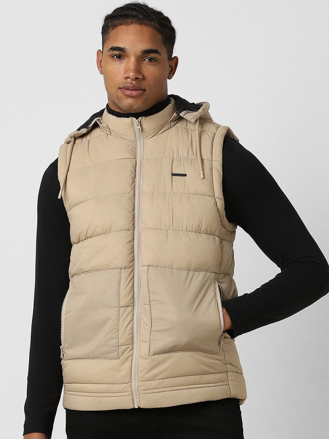 Peter England Casuals Men Hooded Solid Casual Gilet Jacket-picture-18