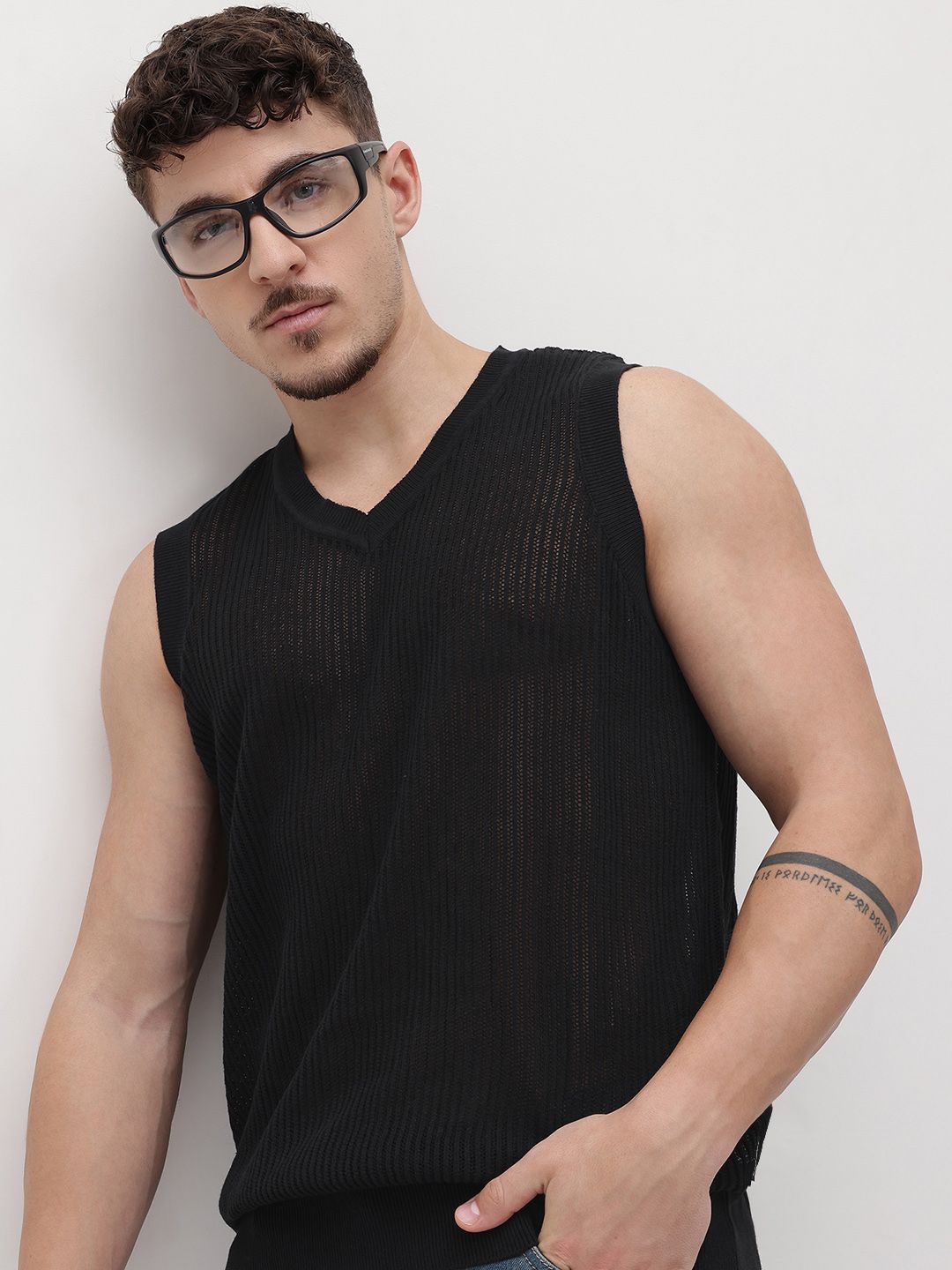 The Roadster Life Co. V-Neck Cotton Sweater Vest-picture-34