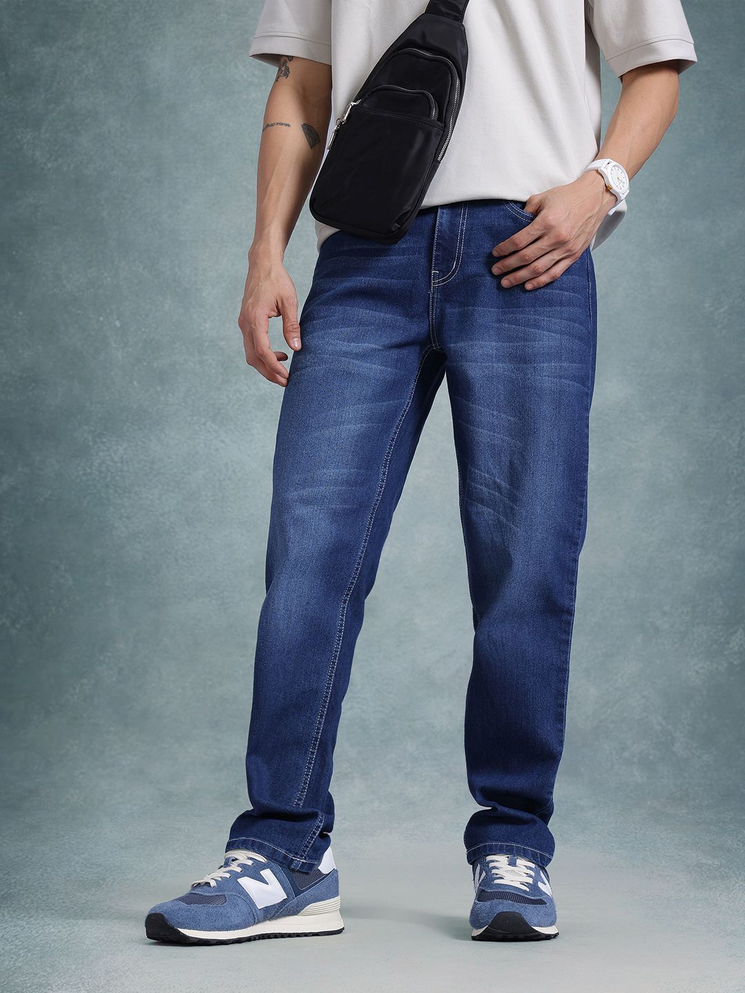 The Roadster Life Co. Men Mid-Rise Light Fade Stretchable Relaxed Fit Jeans-picture-23