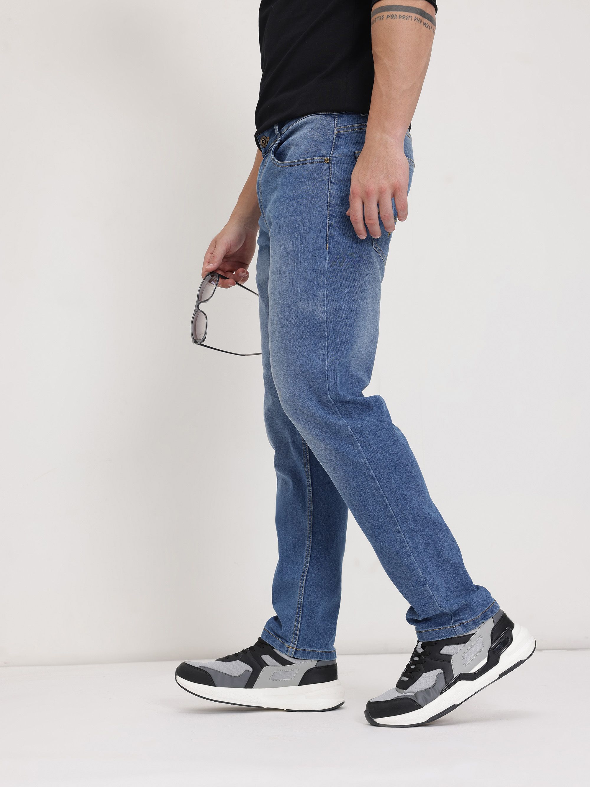 The Roadster Life Co. Men Slim Fit Mid-Rise Light Fade Stretchable Jeans-picture-44