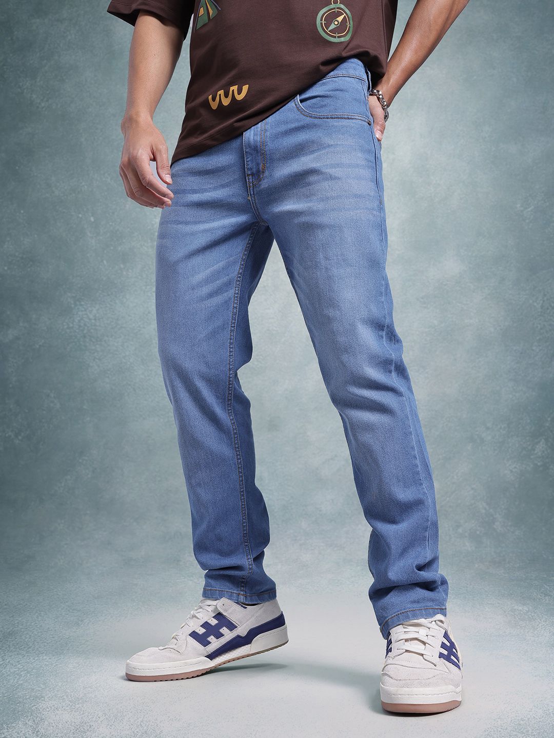 The Roadster Life Co. Men Regular Fit Mid-Rise Light Fade Stretchable Jeans-picture-24